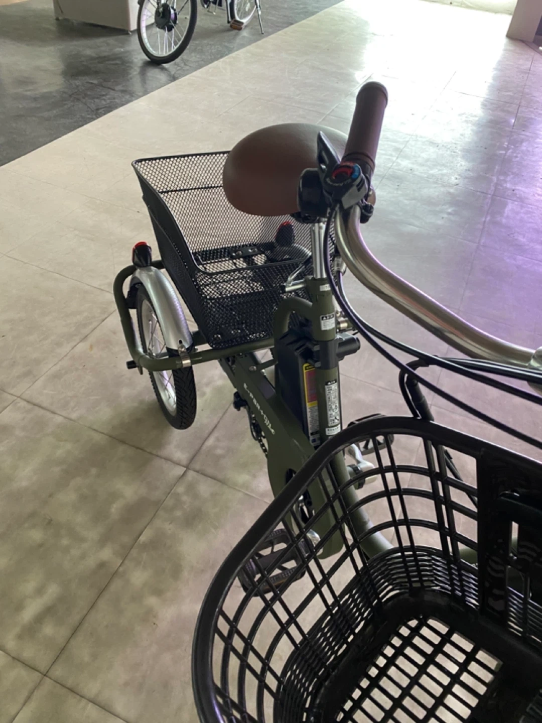電動アシスト三輪自転車の写真7枚目