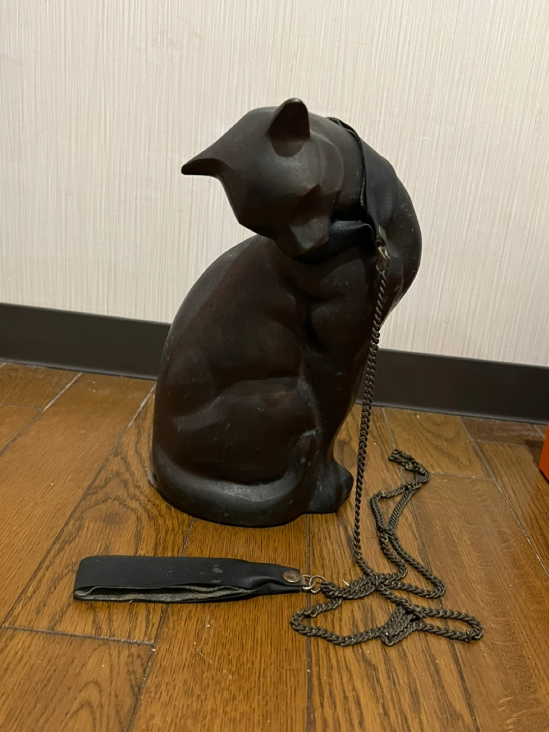猫のオブジェ 黒色 置物インテリアドアストッパーの写真8枚目
