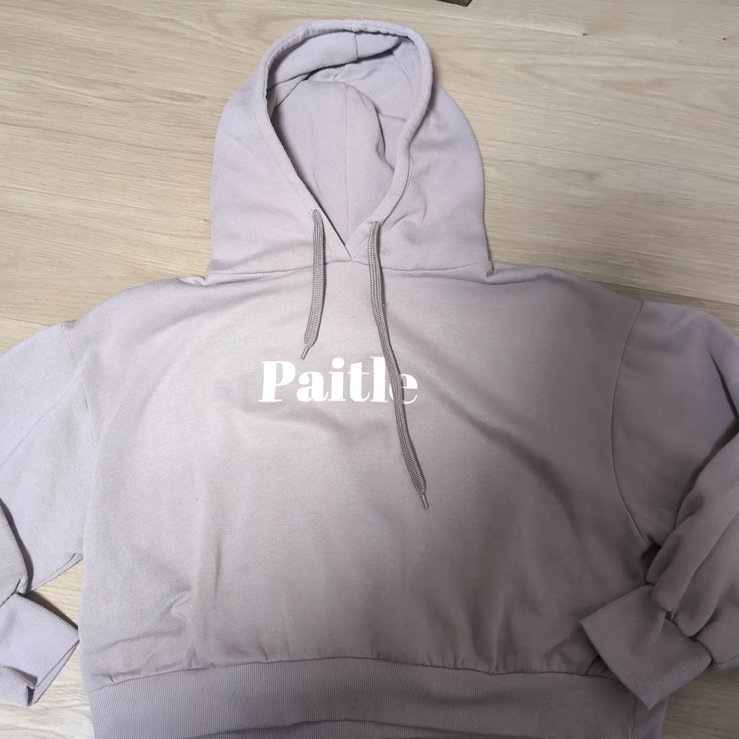 「Paithe」パープル系スウェットパーカーの写真2枚目