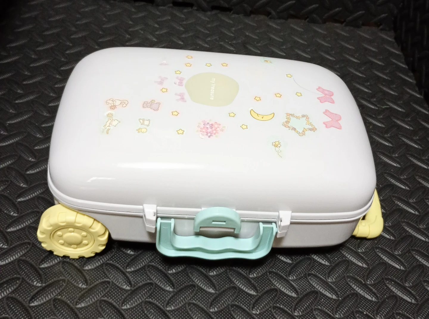 【おままごとキッチンセットをご購入の方にプレゼントします】キッズ用 キャリーケースの写真3枚目