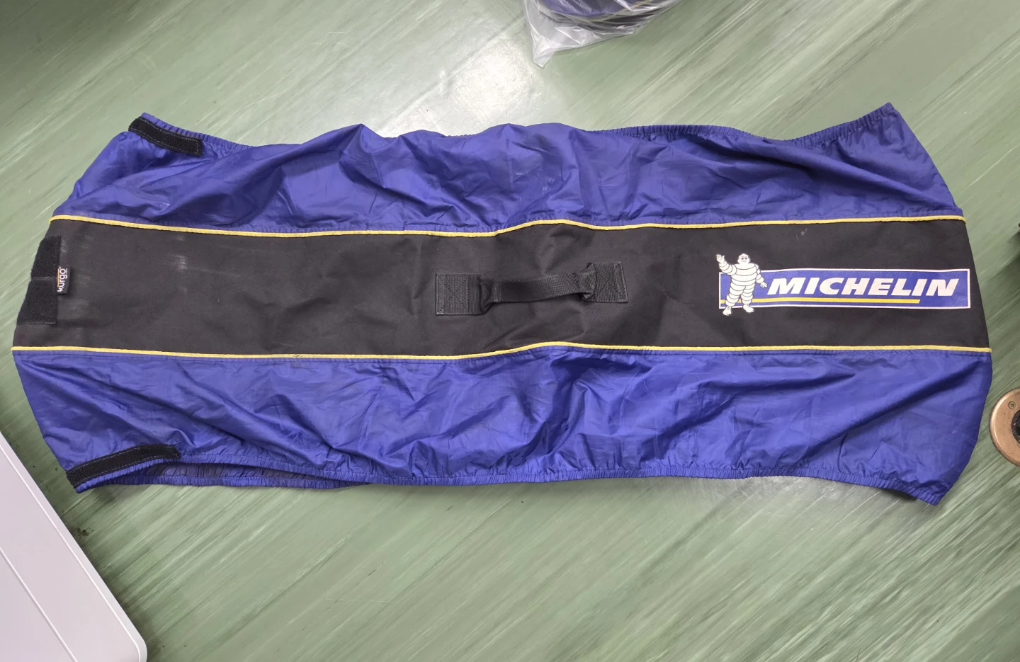 【値下げ】中古・ミシュラン タイヤカバー✖️４枚