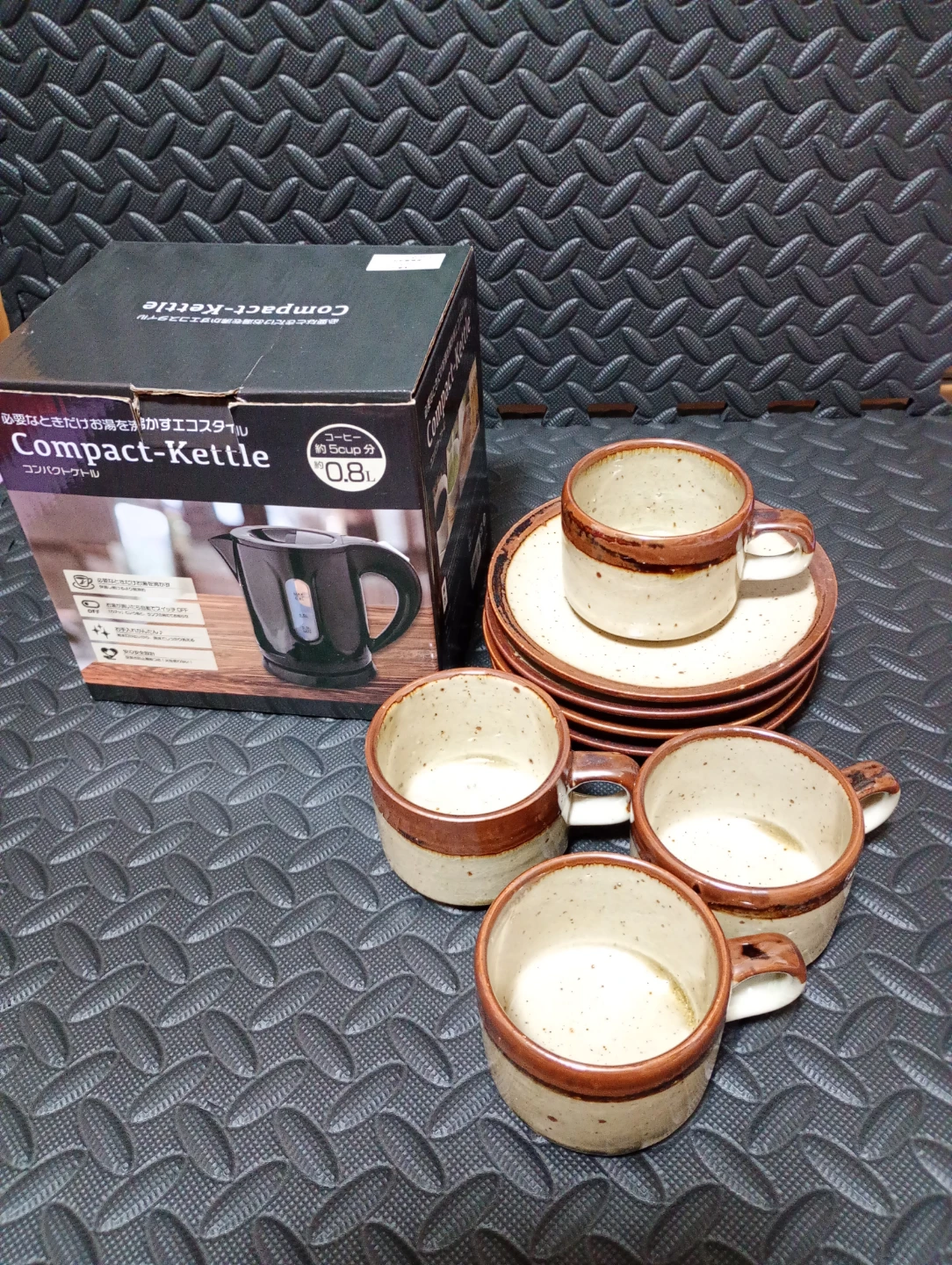 【生活必需品！新生活にも役立ちます】コンパクトケトル ／コーヒーカップ セット