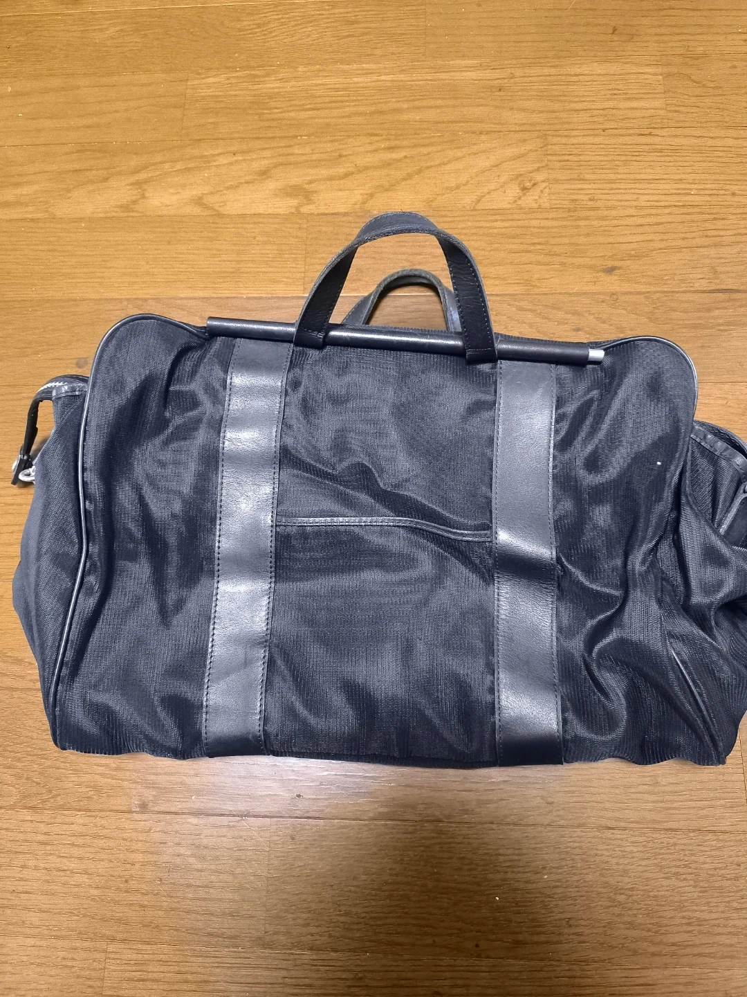 イザック 2WAY ボストンバッグ 黒の写真2枚目