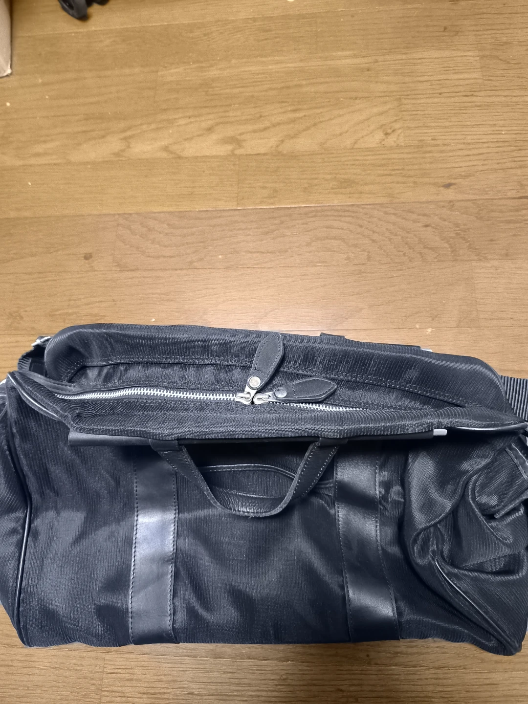 イザック 2WAY ボストンバッグ 黒の写真4枚目