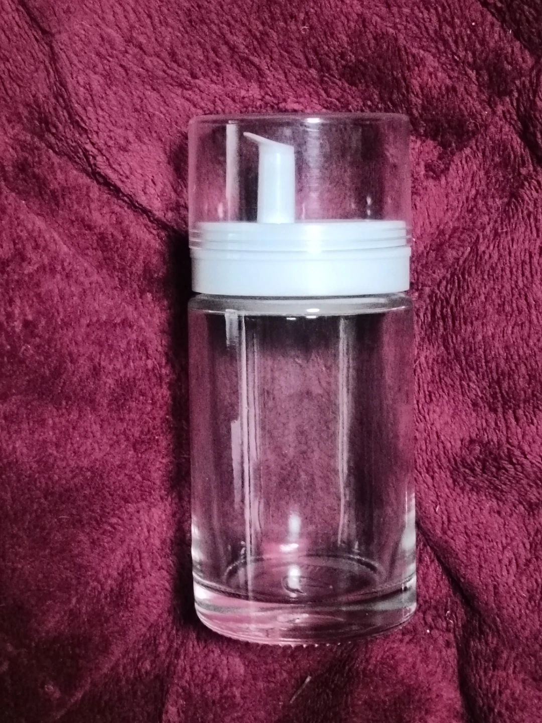 硝子の醤油差し
