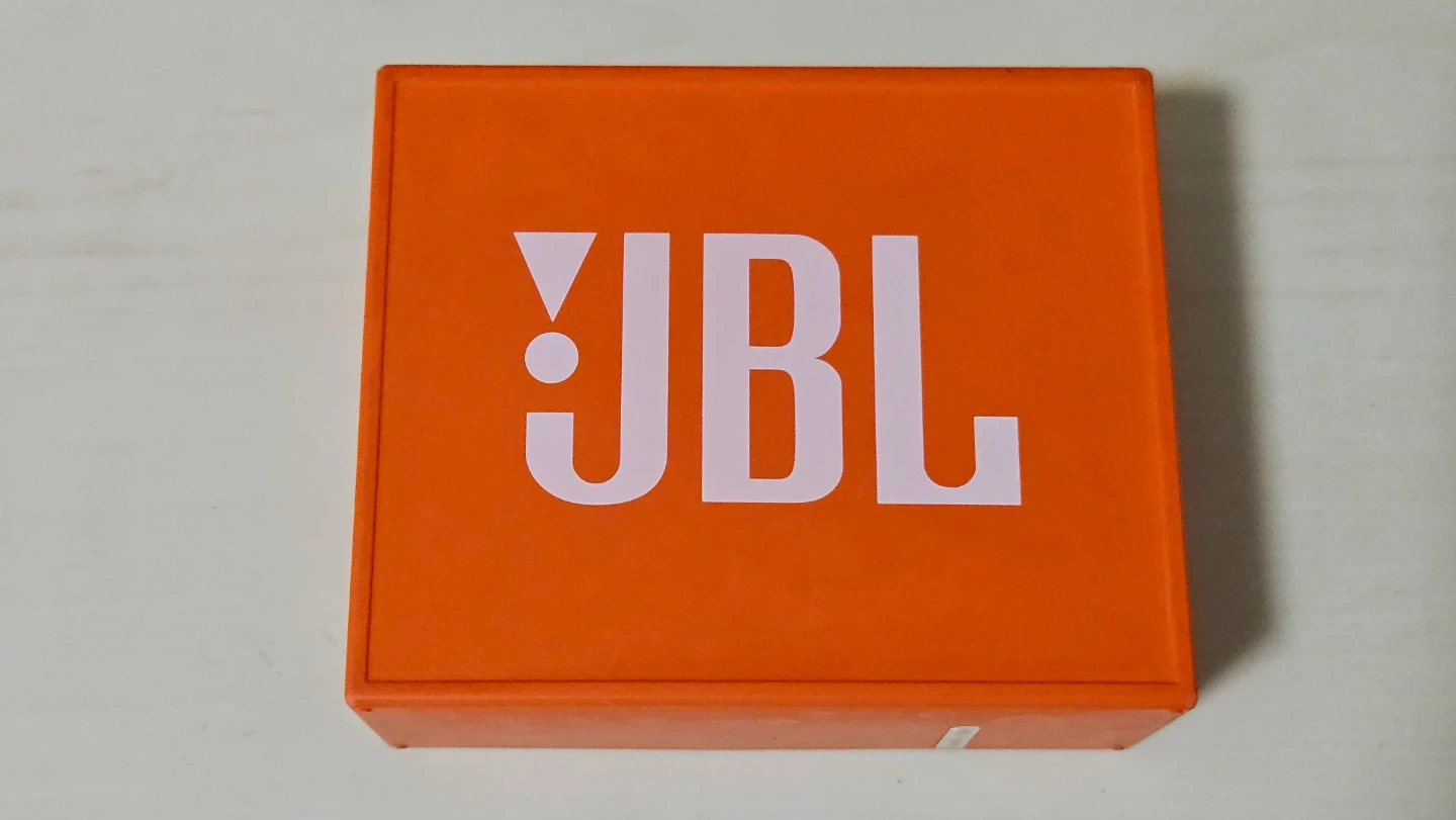 JBL GO Bluetooth ポータブル スピーカー ケーブル付きの写真2枚目