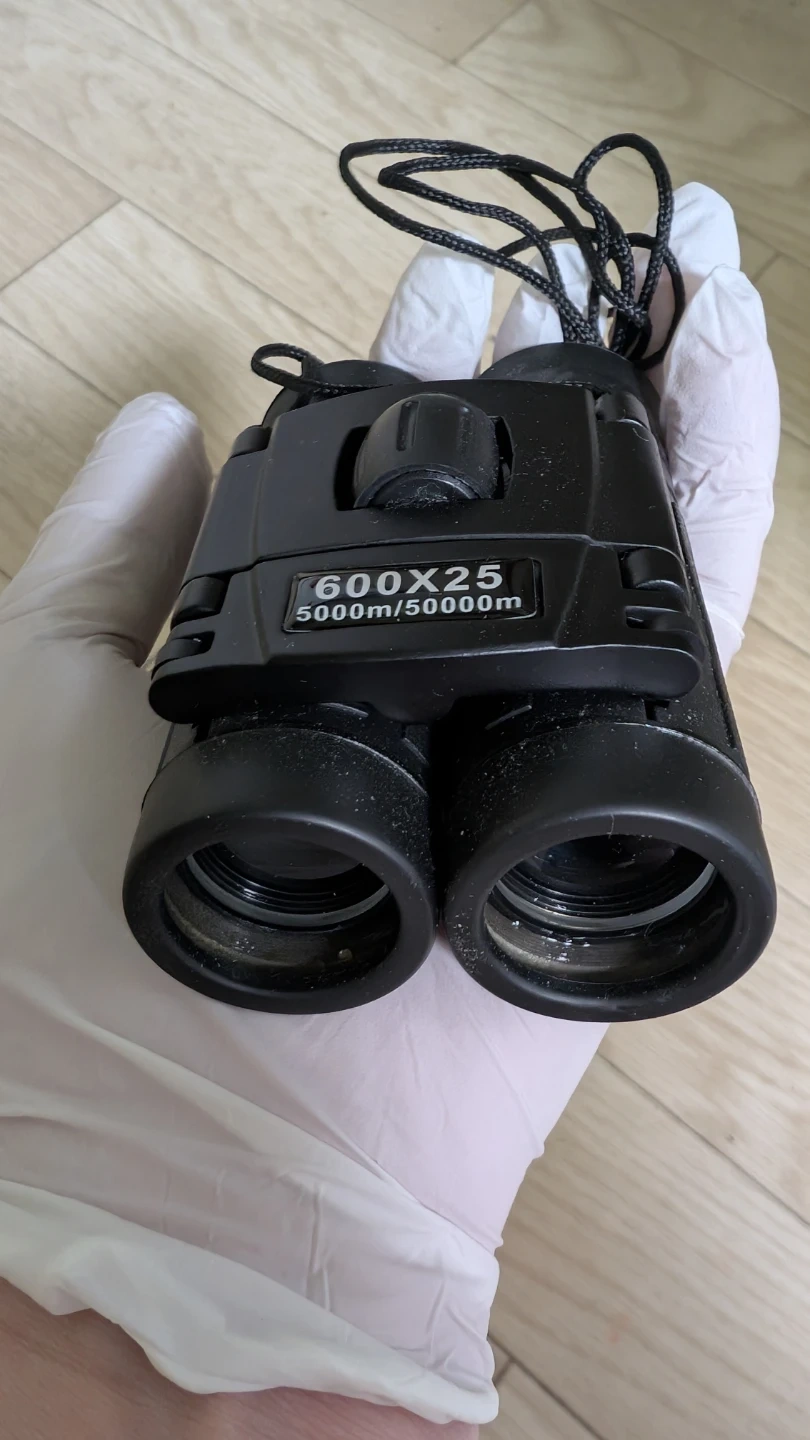 コンパクト双眼鏡 600×25