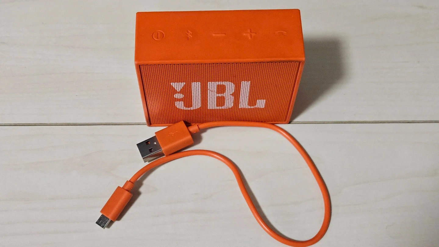 JBL GO Bluetooth ポータブル スピーカー ケーブル付きの写真3枚目