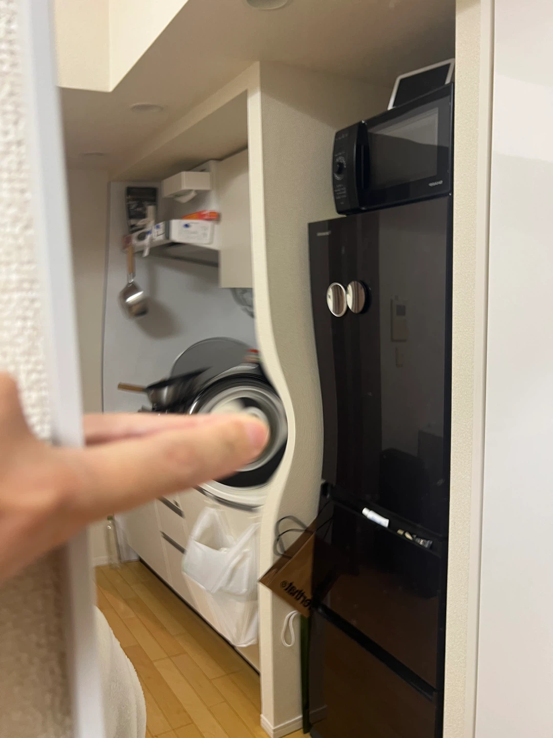 軽くて、柔らかい壁掛けミラー 姿見 ホワイトの写真2枚目