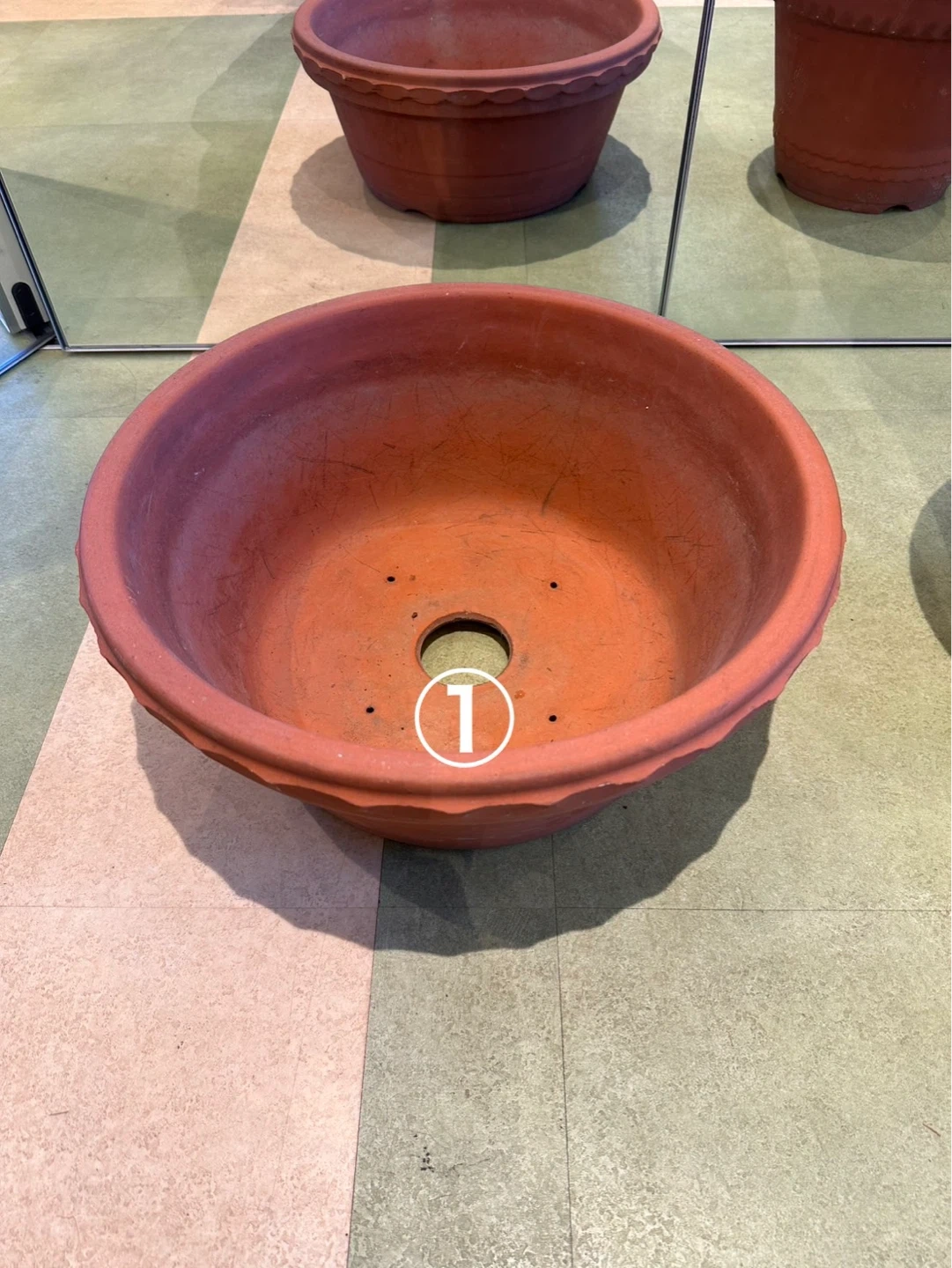 【本日限定】大型プランター5個セット(テラコッタ+プラ)家庭菜園・ガーデニングにの写真2枚目