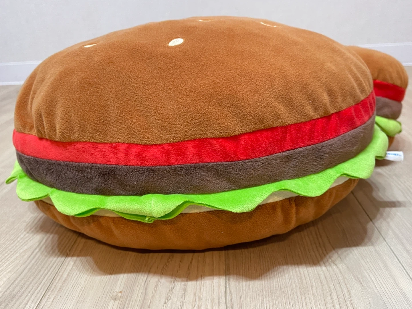 レア。くまのプーさん赤いほっぺ特大ぬいぐるみ白ハンバーガーミッキークッションセットの写真7枚目