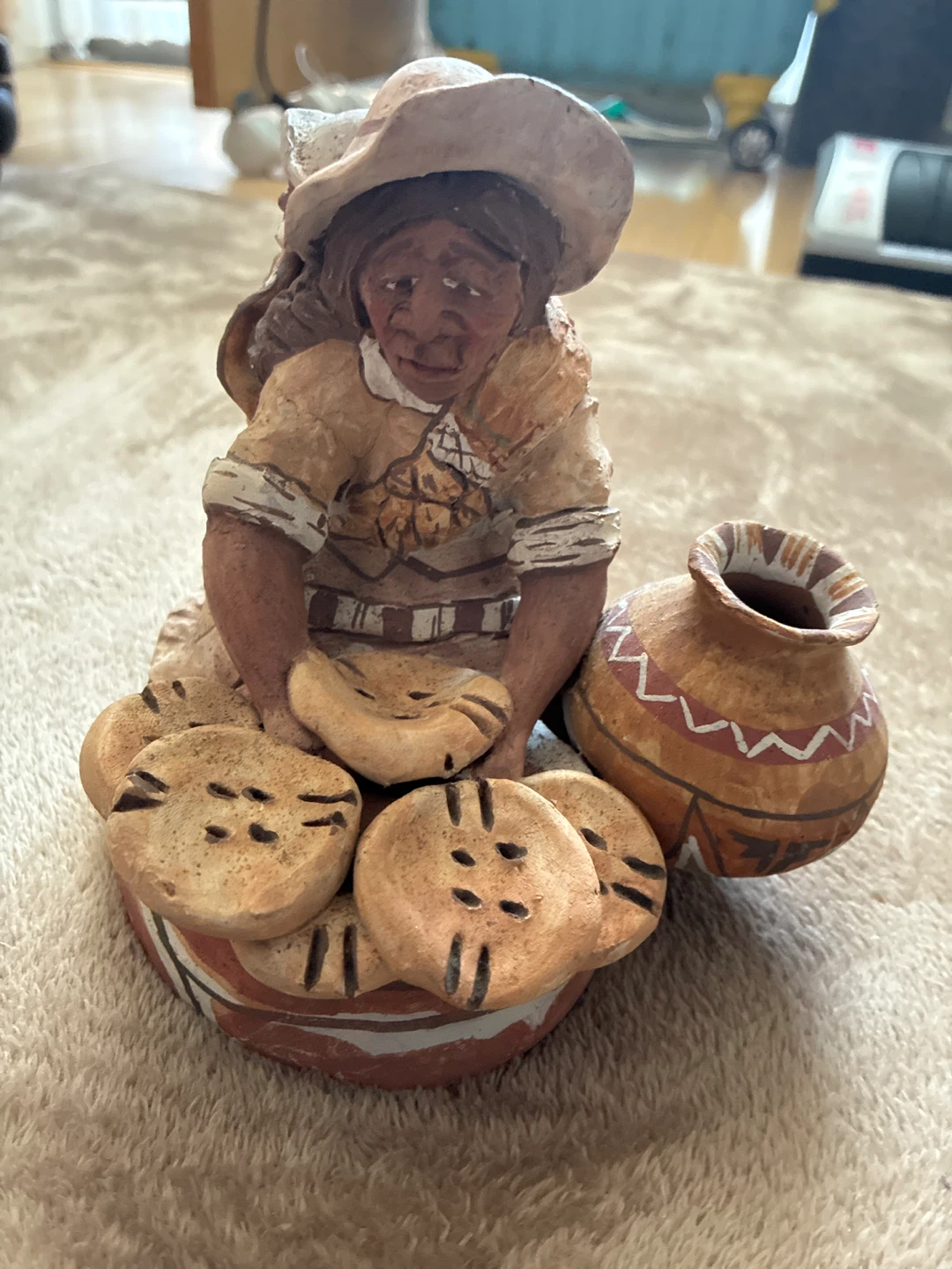 民芸品 陶器の人形 置き物