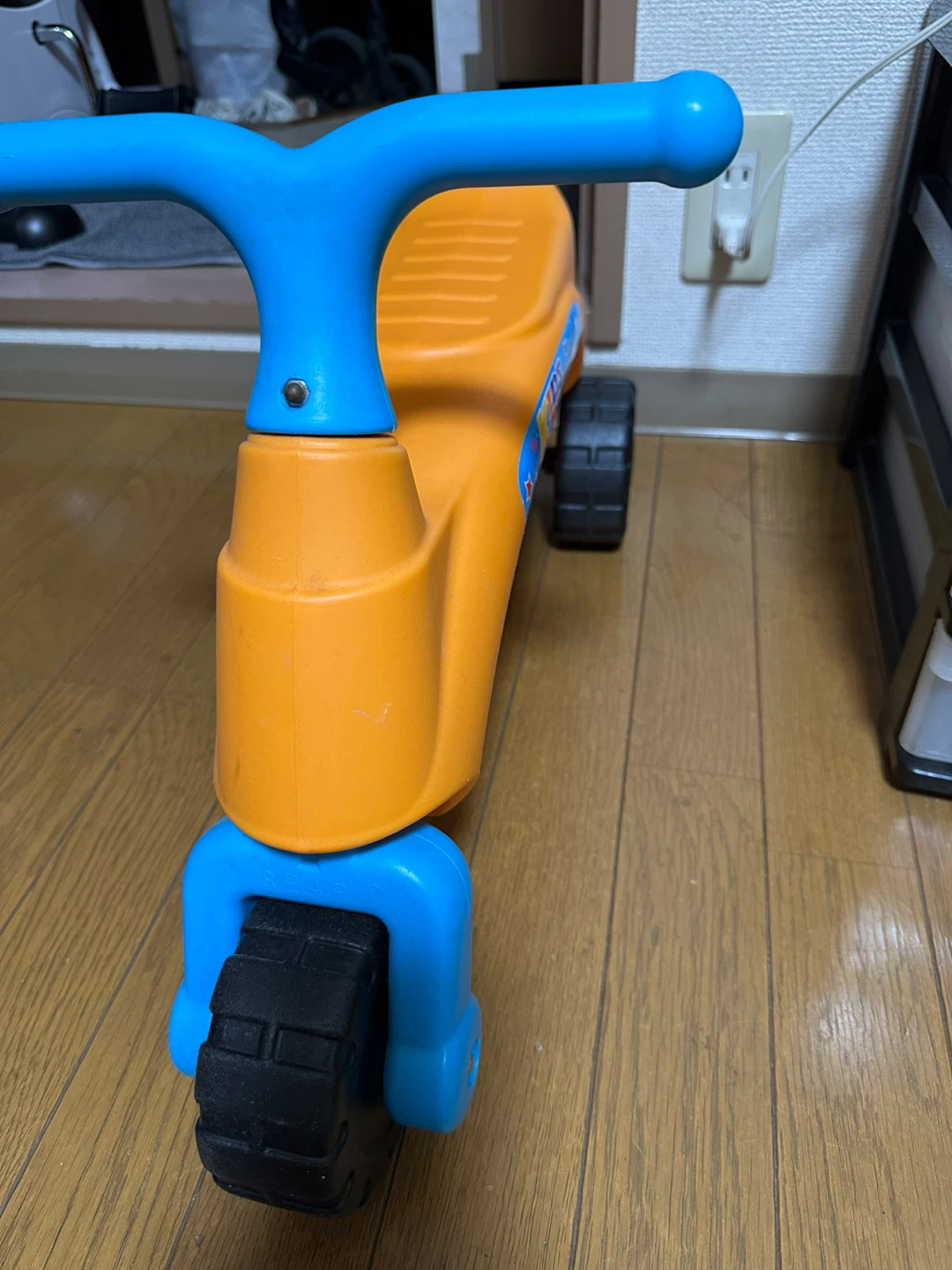 キッズバイク 足けり乗用玩具の写真3枚目
