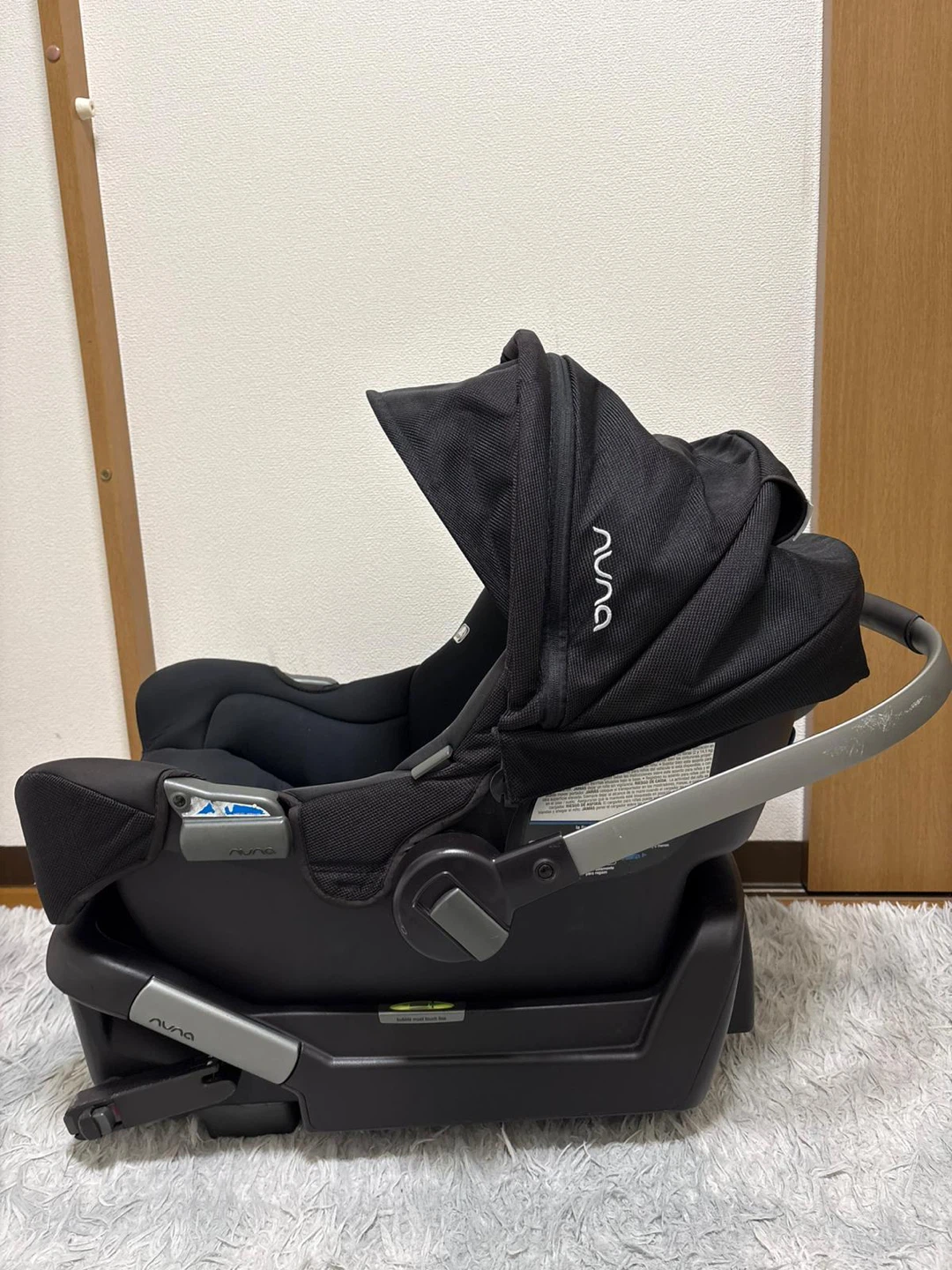 (ベースは付きません)ヌナ ベビーシート チャイルドシート