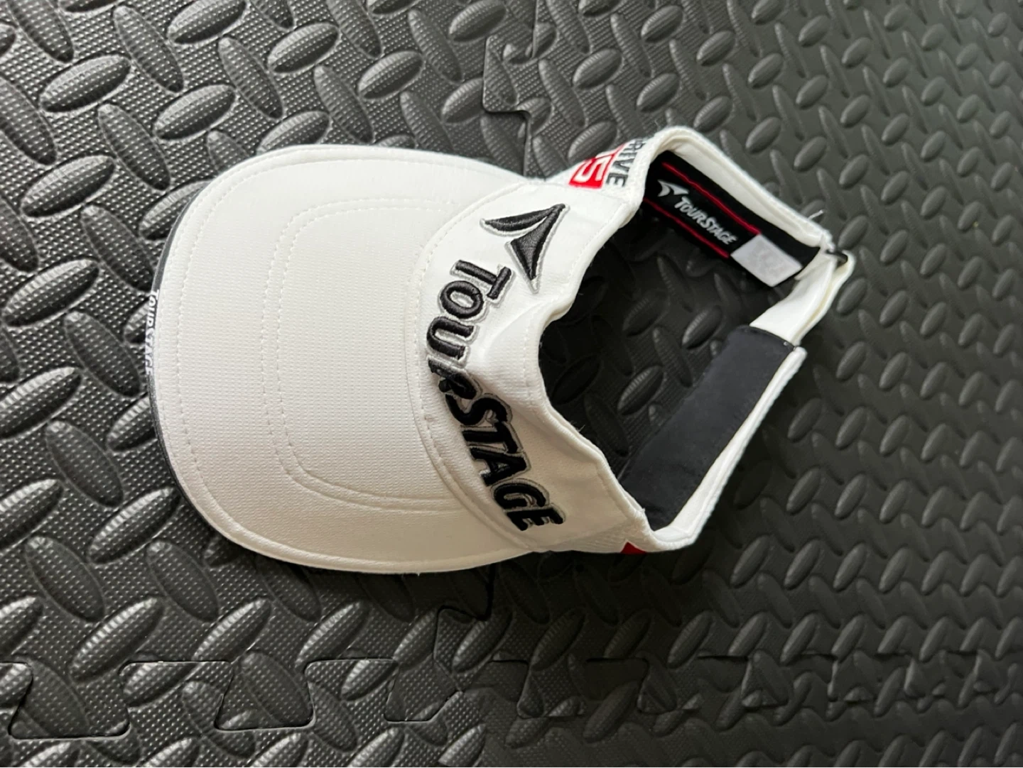 ゴルフウエアかバック買ったらあげます。ツアーステージ サンバイザー 白