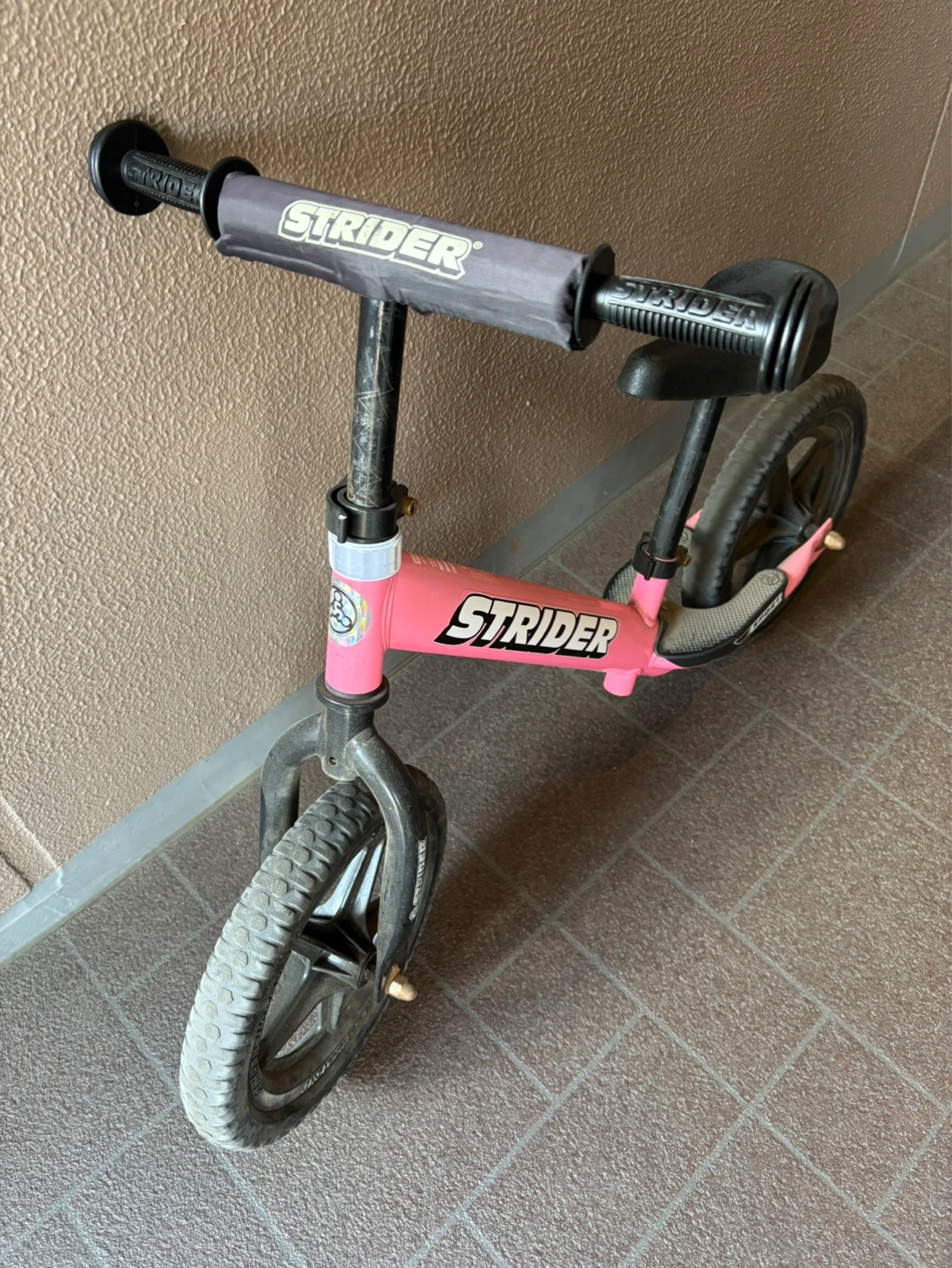 ストライダー スポーツ ピンクの写真2枚目