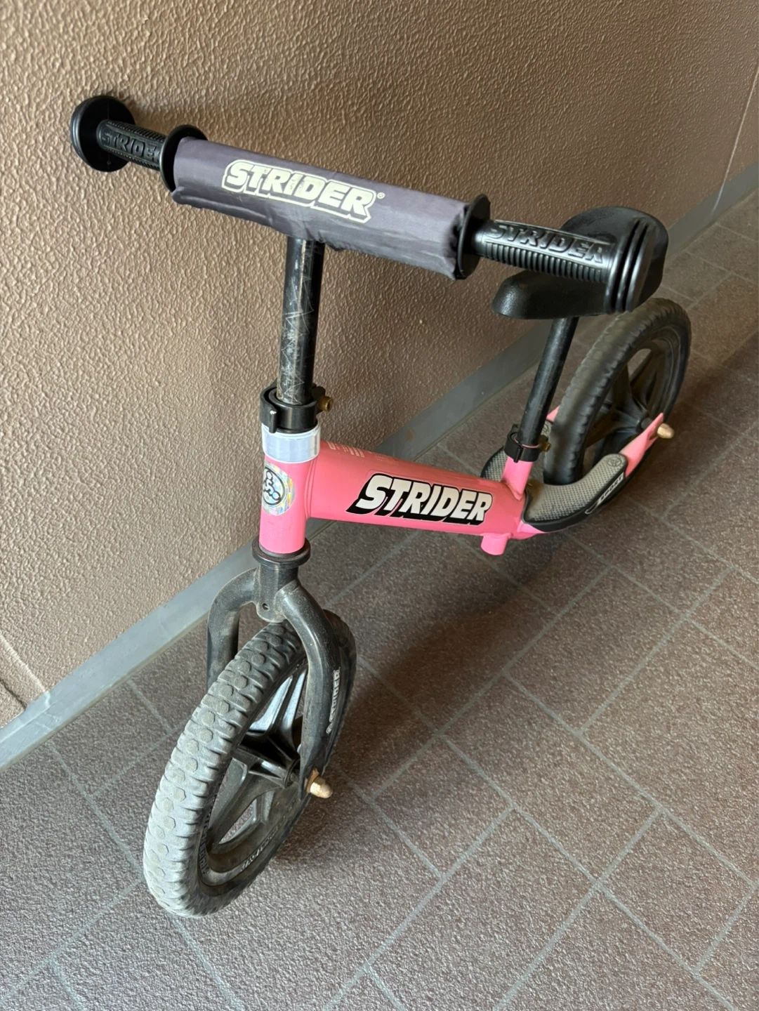 ストライダー スポーツ ピンクの写真2枚目