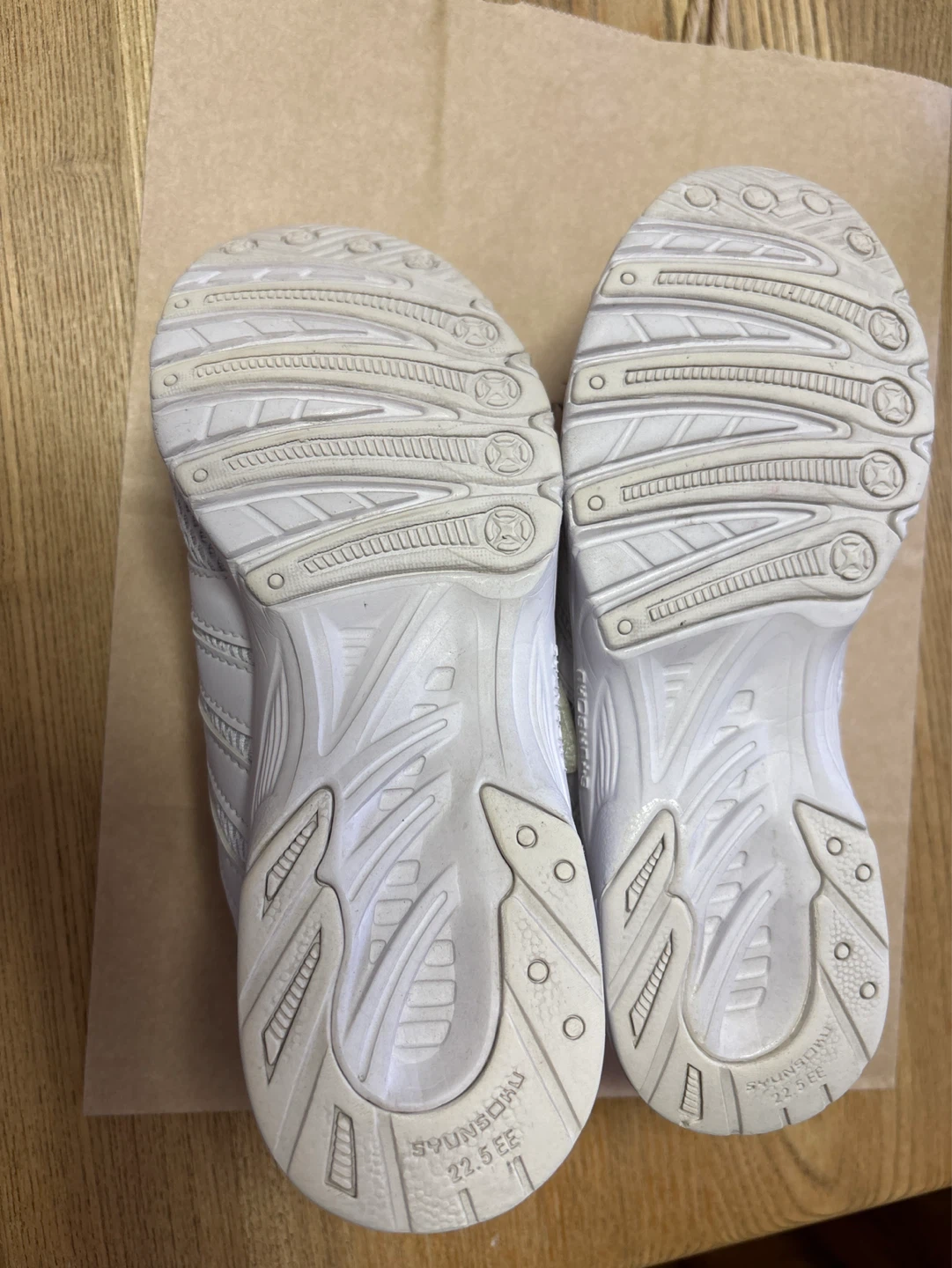 アキレス 瞬足 スニーカー 白 22.5cmの写真5枚目