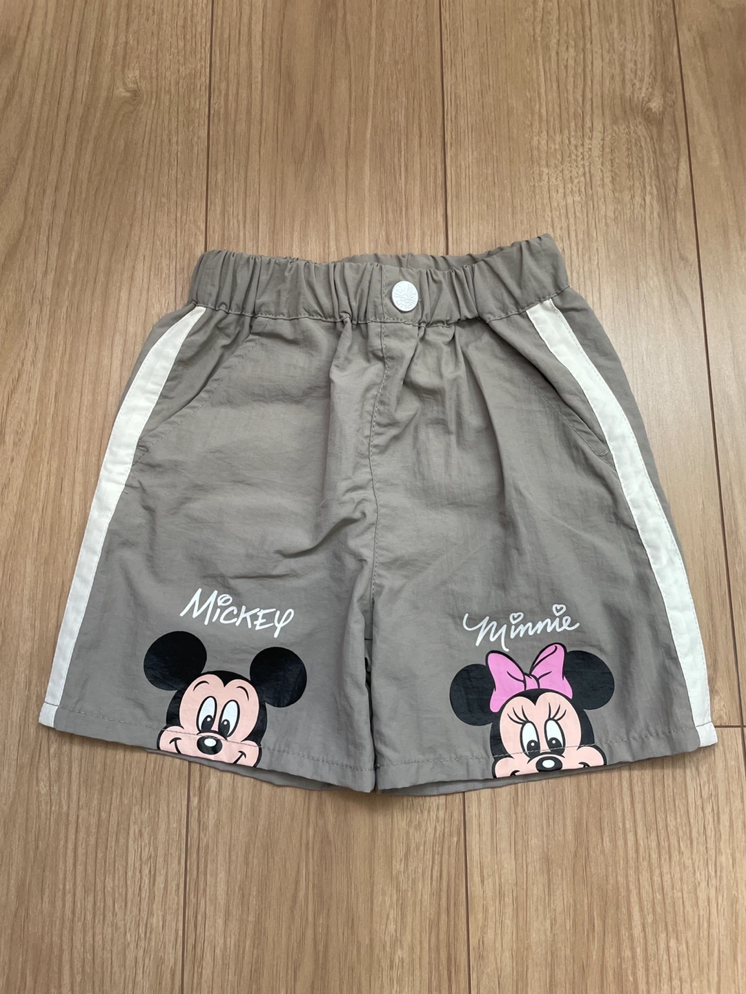 ディズニー ミッキー ミニー ショートパンツ グレー