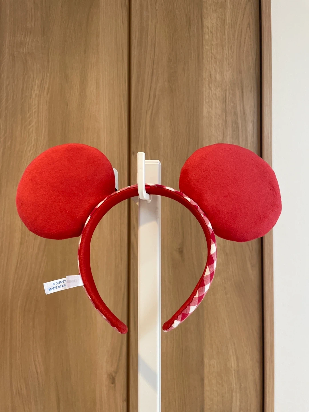 ディズニー カチューシャ ミッキー 赤の写真2枚目