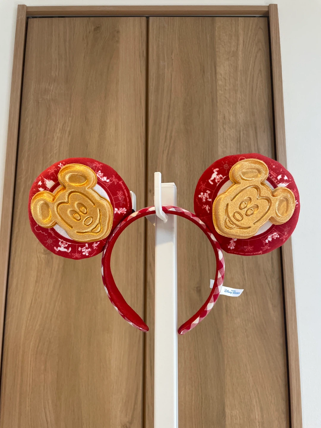 ディズニー カチューシャ ミッキー 赤
