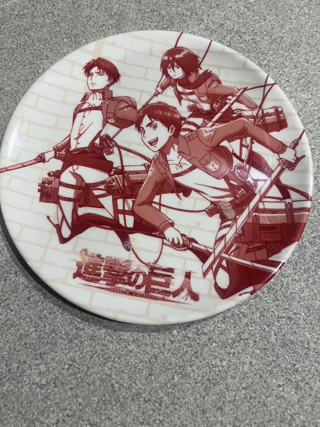 進撃の巨人 メラミンプレート＆缶ケースの写真2枚目