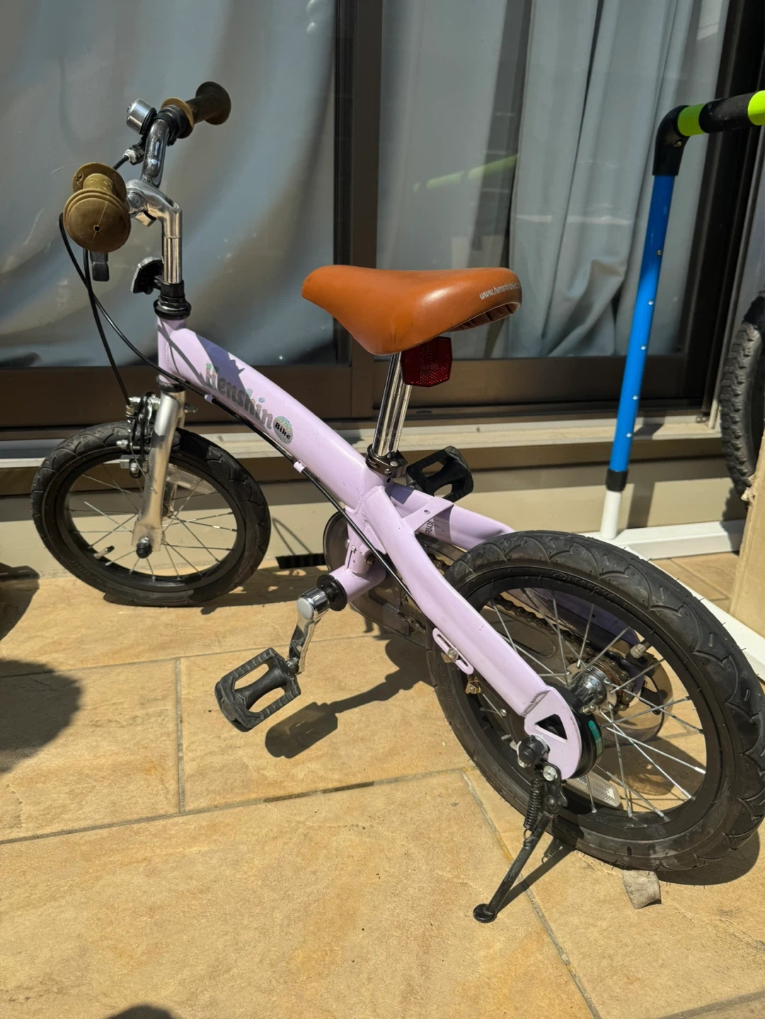 へんしんバイク 子供用自転車 パープルの写真2枚目