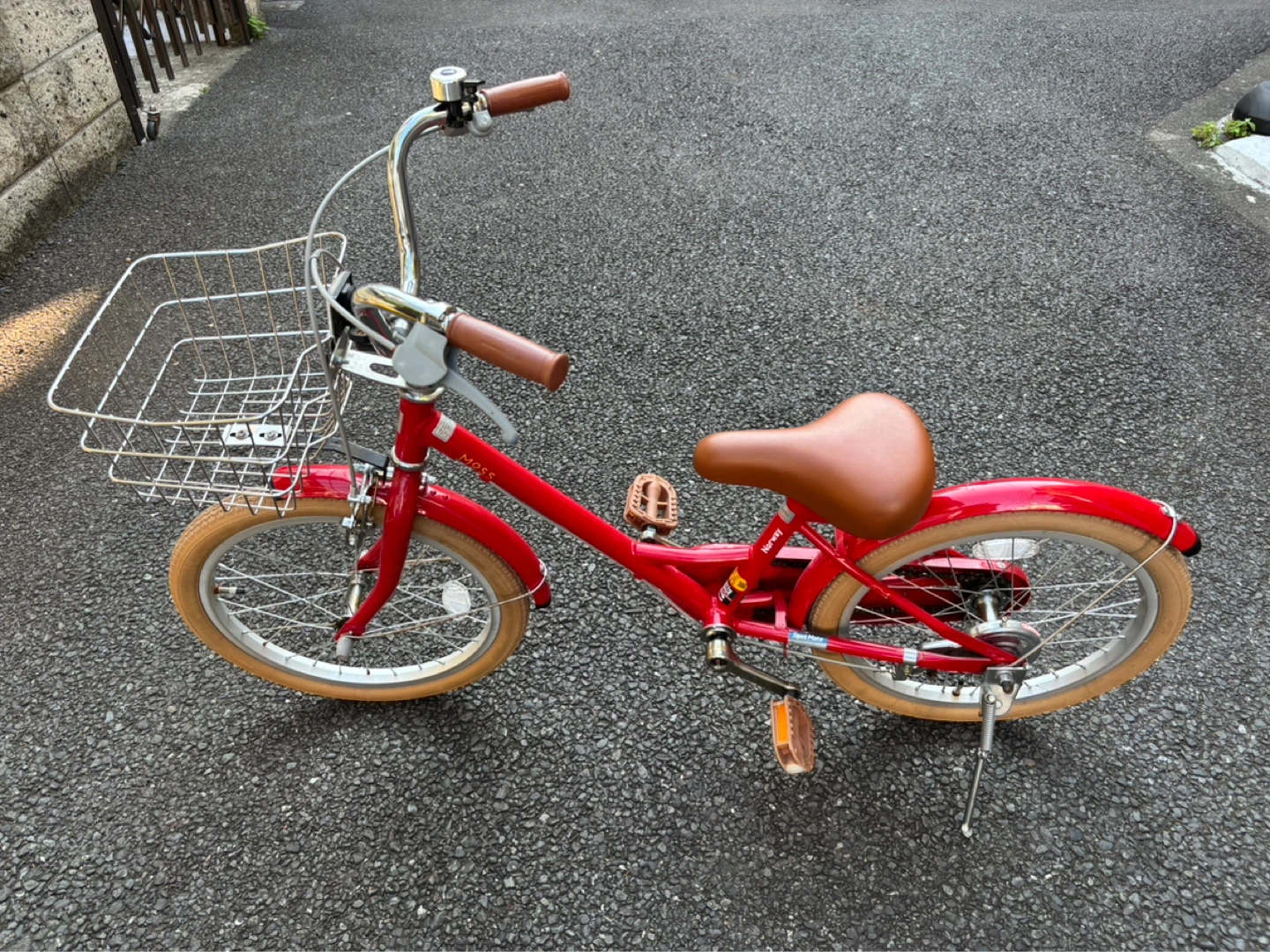 子供用自転車 モス 赤の写真3枚目