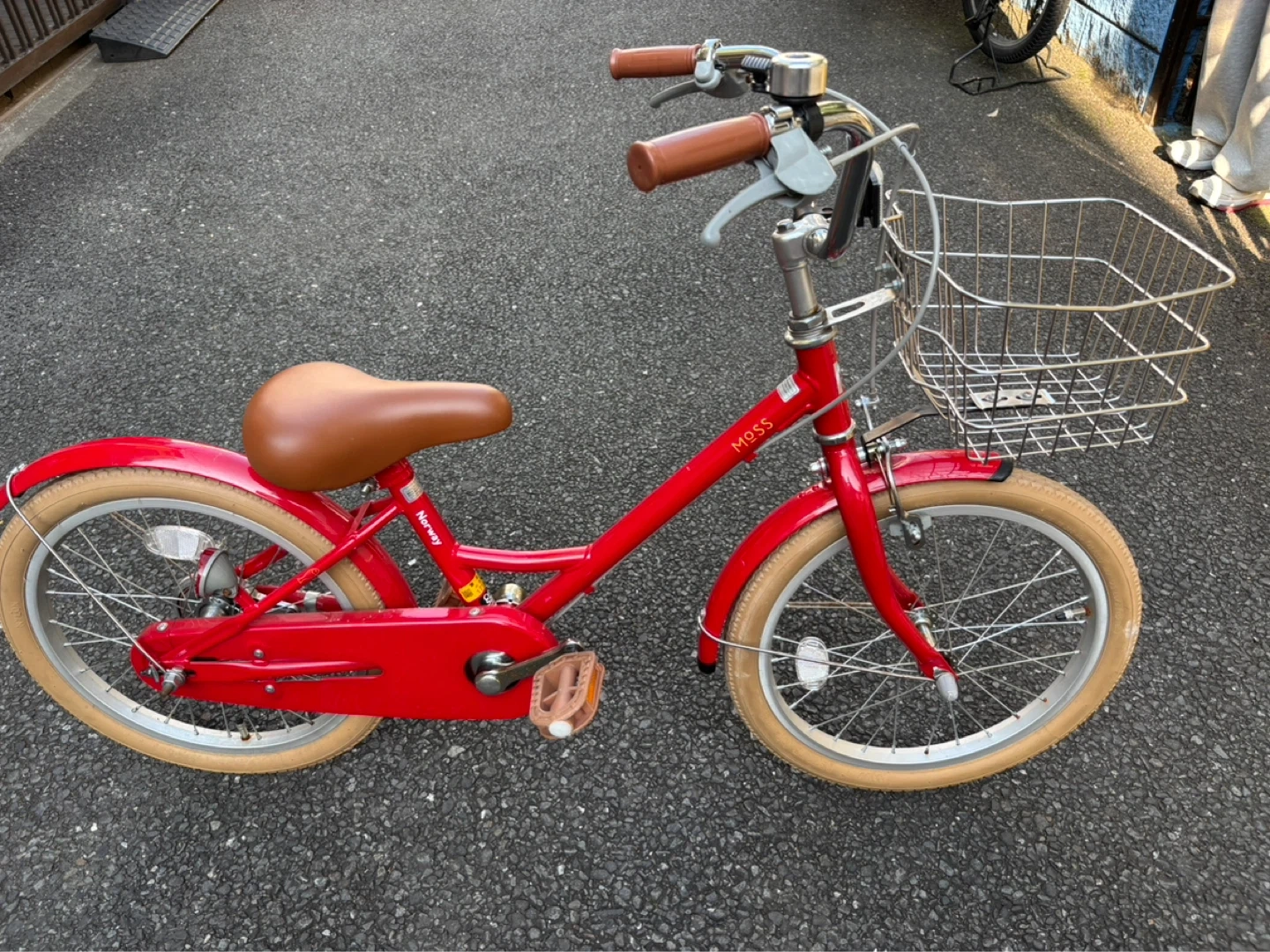 子供用自転車 モス 赤
