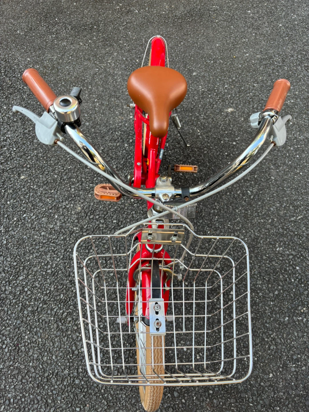 子供用自転車 モス 赤の写真2枚目