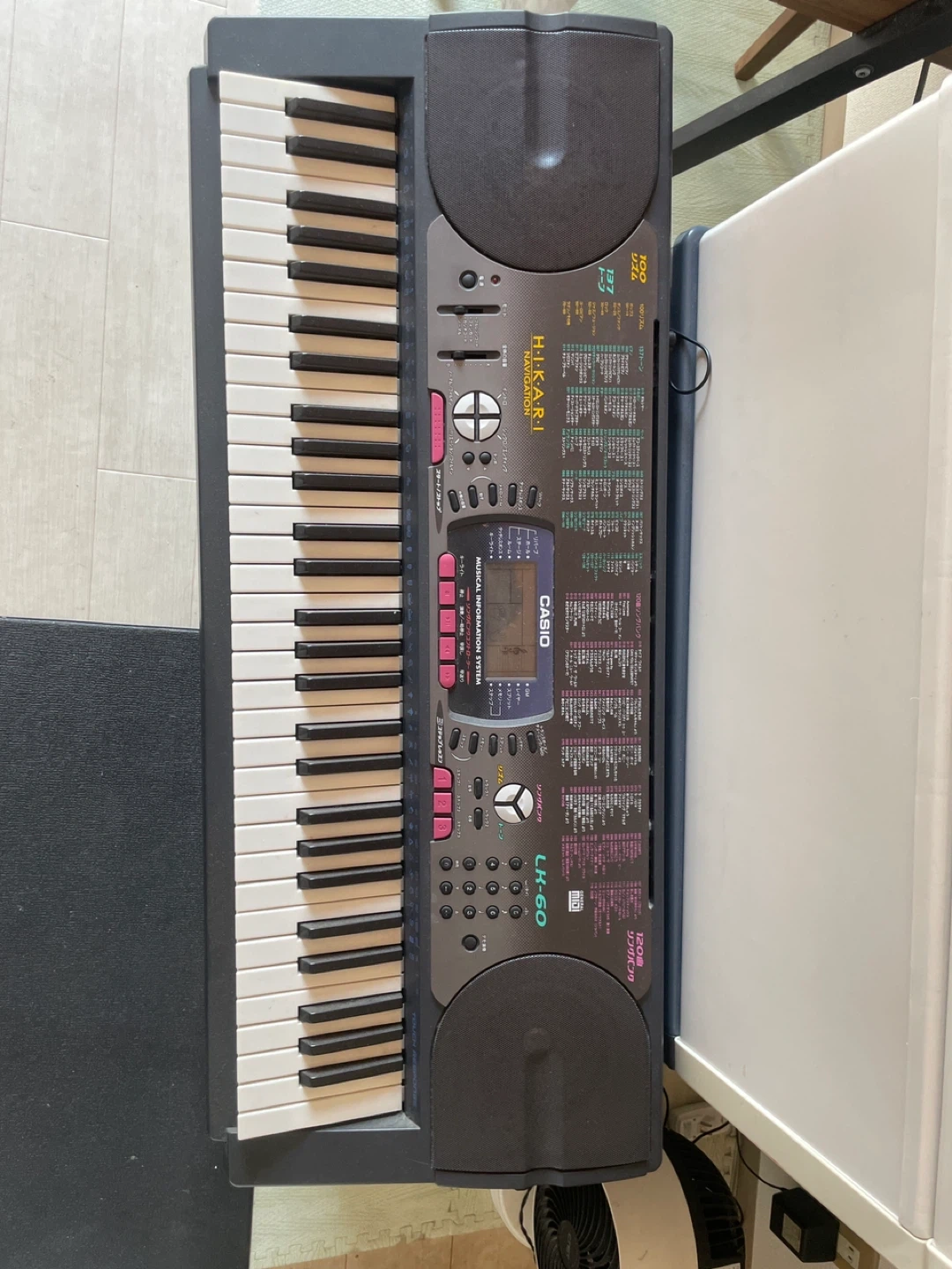 カシオ 電子キーボード LH-60 光ナビゲーション
