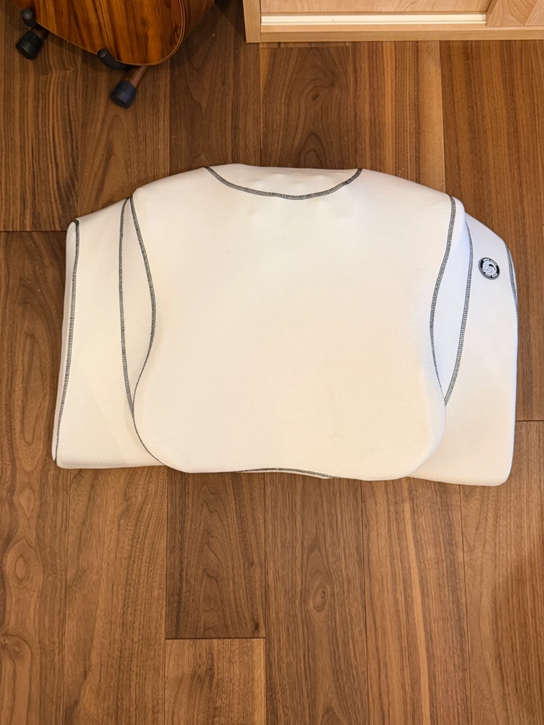 【美品】ムーンムーン 横向き寝専用枕 YOKONE3(ヨコネ3)