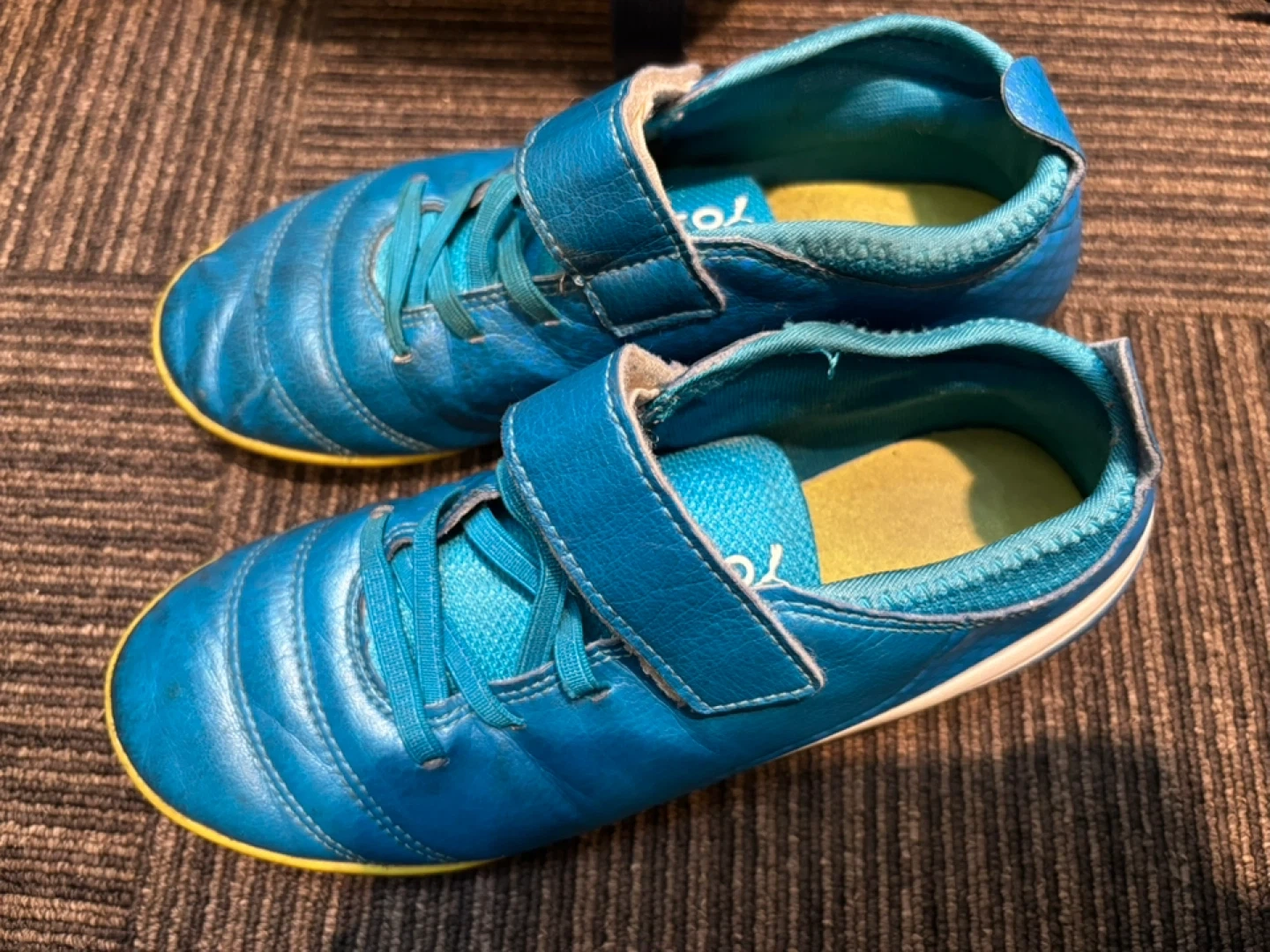 プーマ サッカートレーニングシューズ