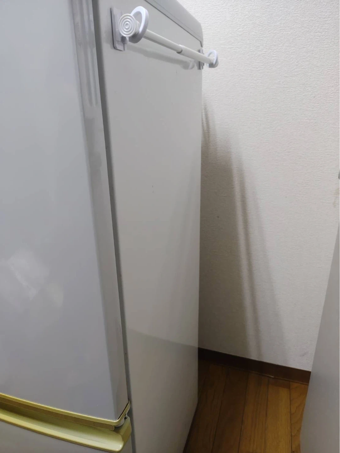 シャープSJ-14k-W 冷蔵庫の写真3枚目