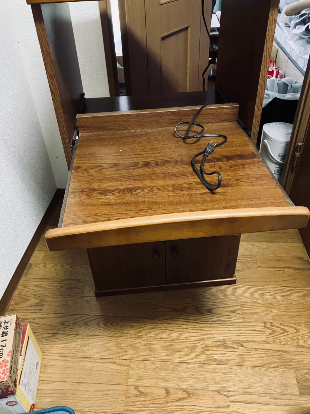 炊飯器及び電子レンジ台の写真2枚目