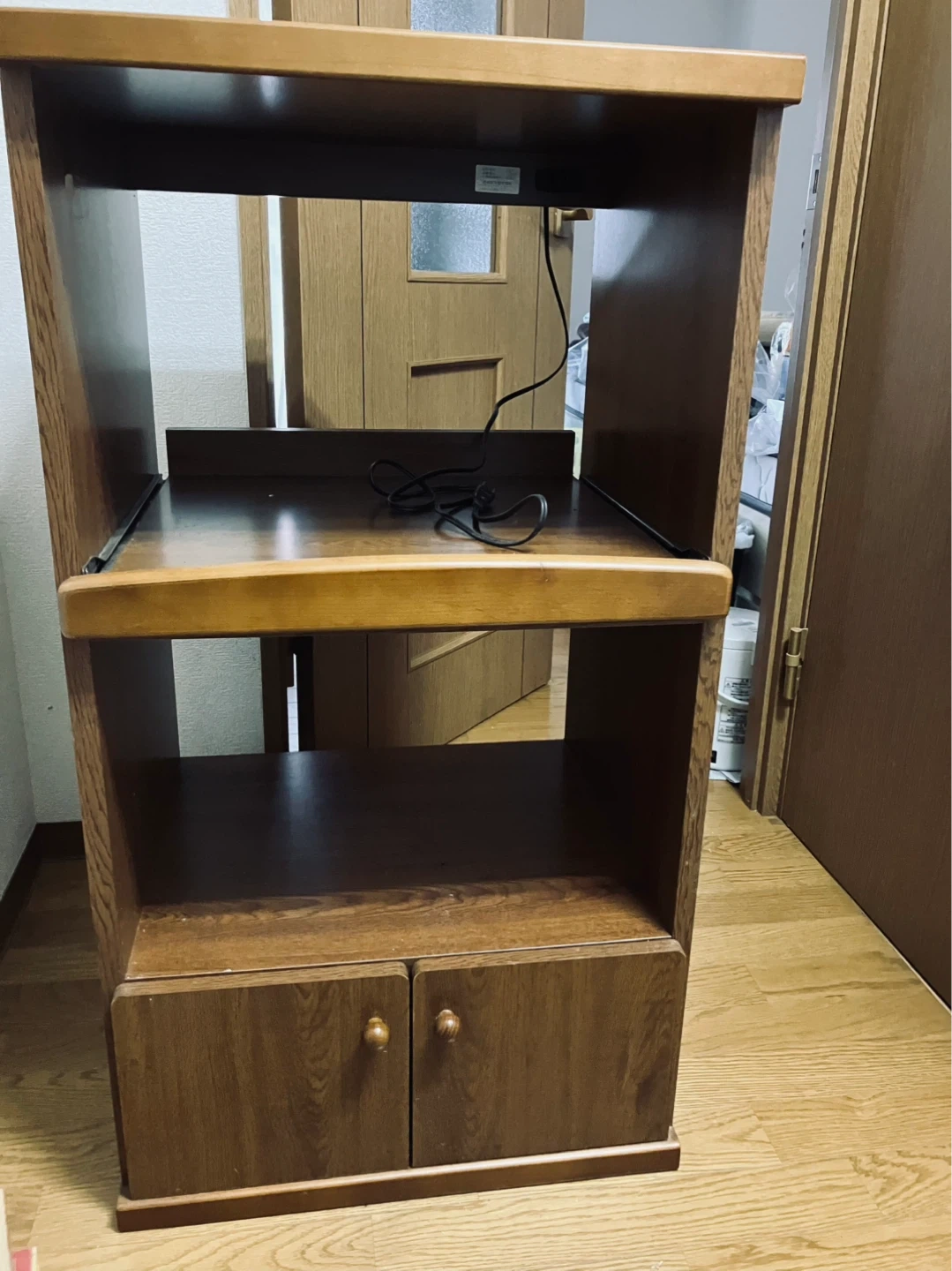 炊飯器及び電子レンジ台