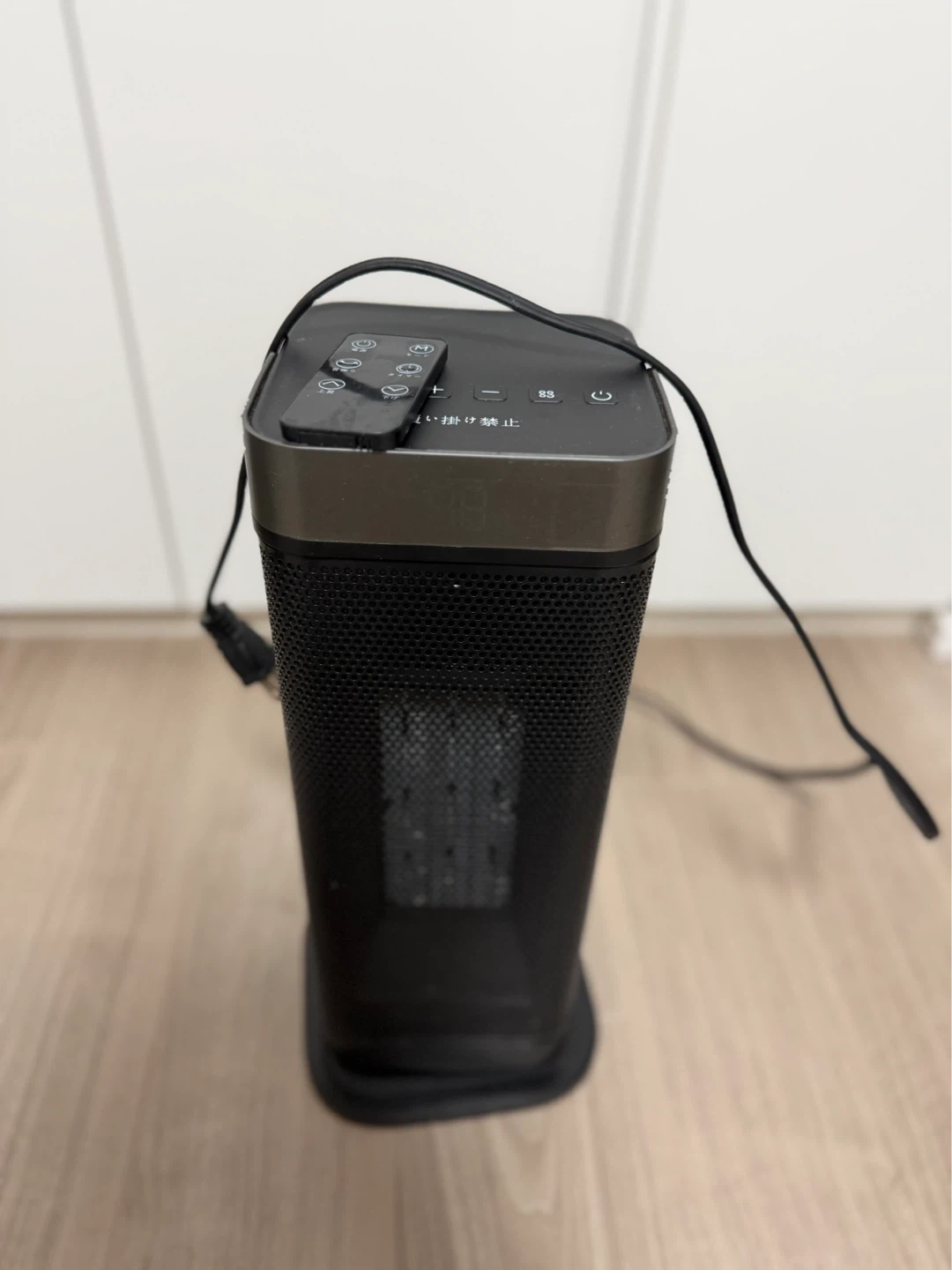 タワー型セラミックヒーター リモコン付き