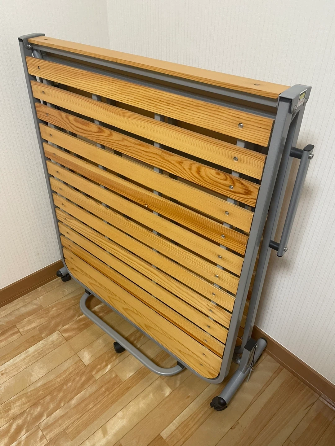 折りたたみベッド すのこタイプ