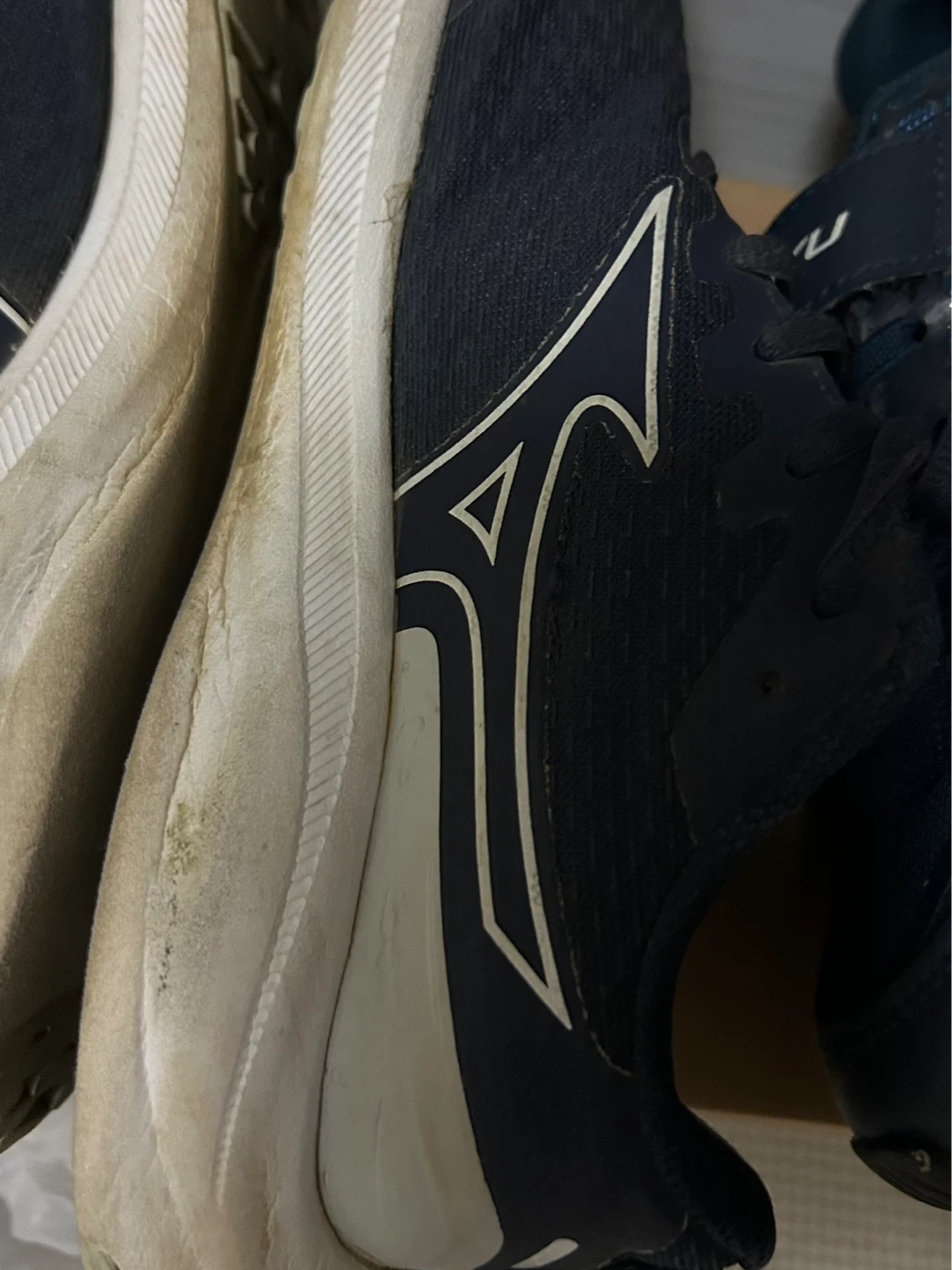 22.5cm MIZUNO(ミズノ) エスペランザー Jr. 子ども 運動靴 軽量 ネイビーの写真4枚目