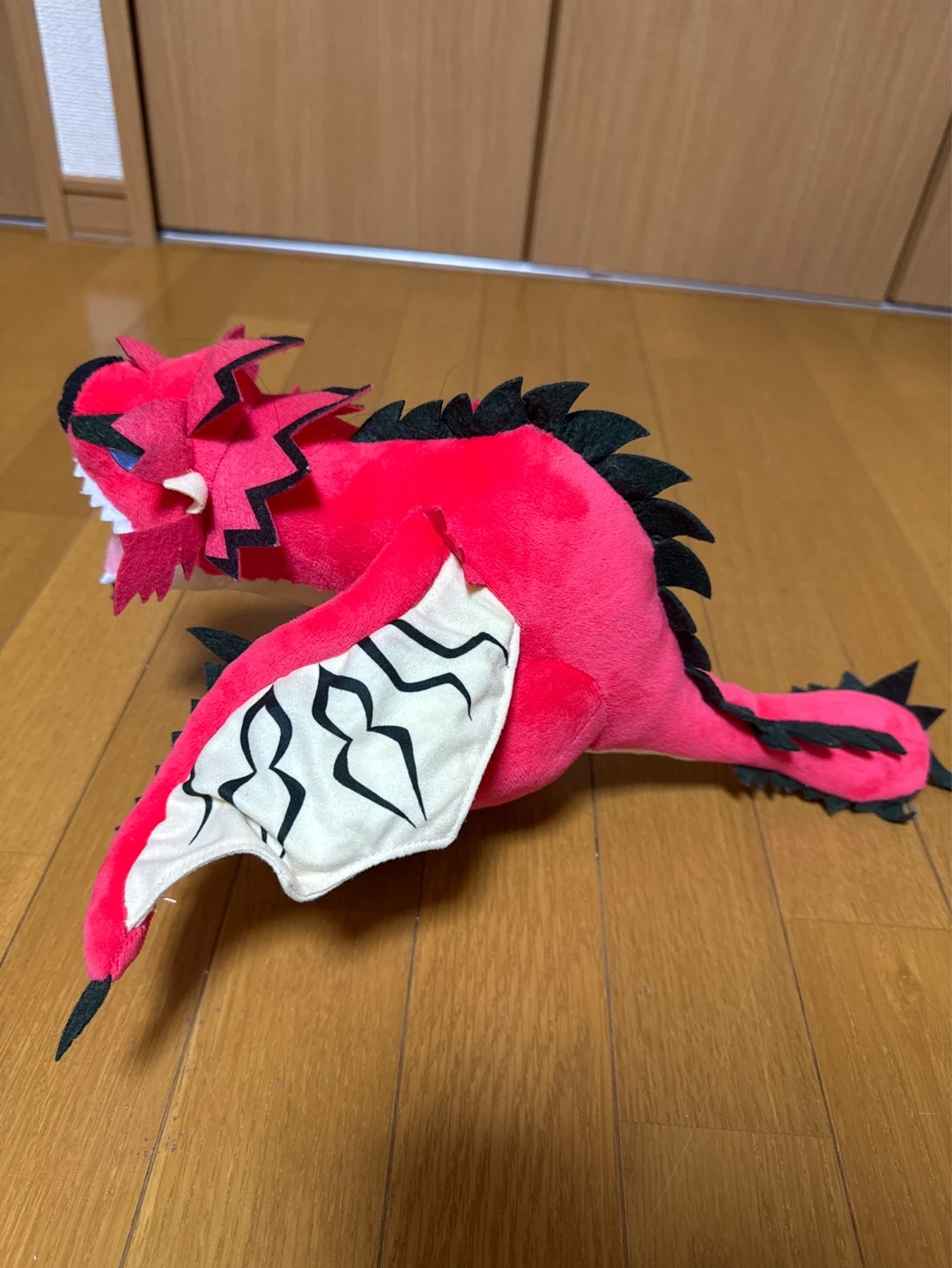 モンスターハンター ドラゴン ぬいぐるみの写真3枚目