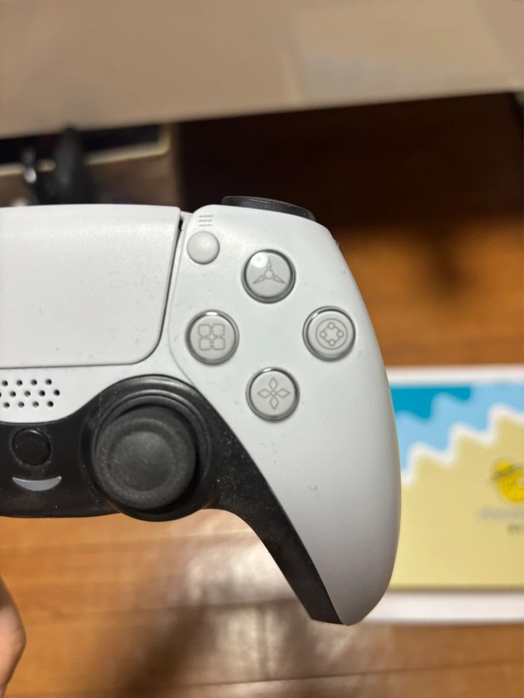 ps5コントローラー風コントローラーの写真4枚目