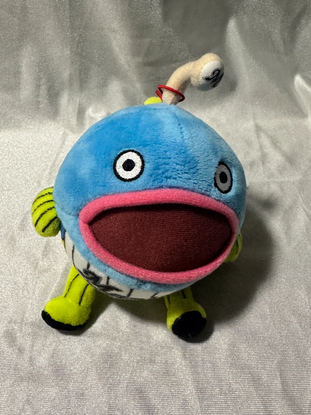 【限定品】千葉ロッテマリーンズ公式 謎の魚ぬいぐるみ レア