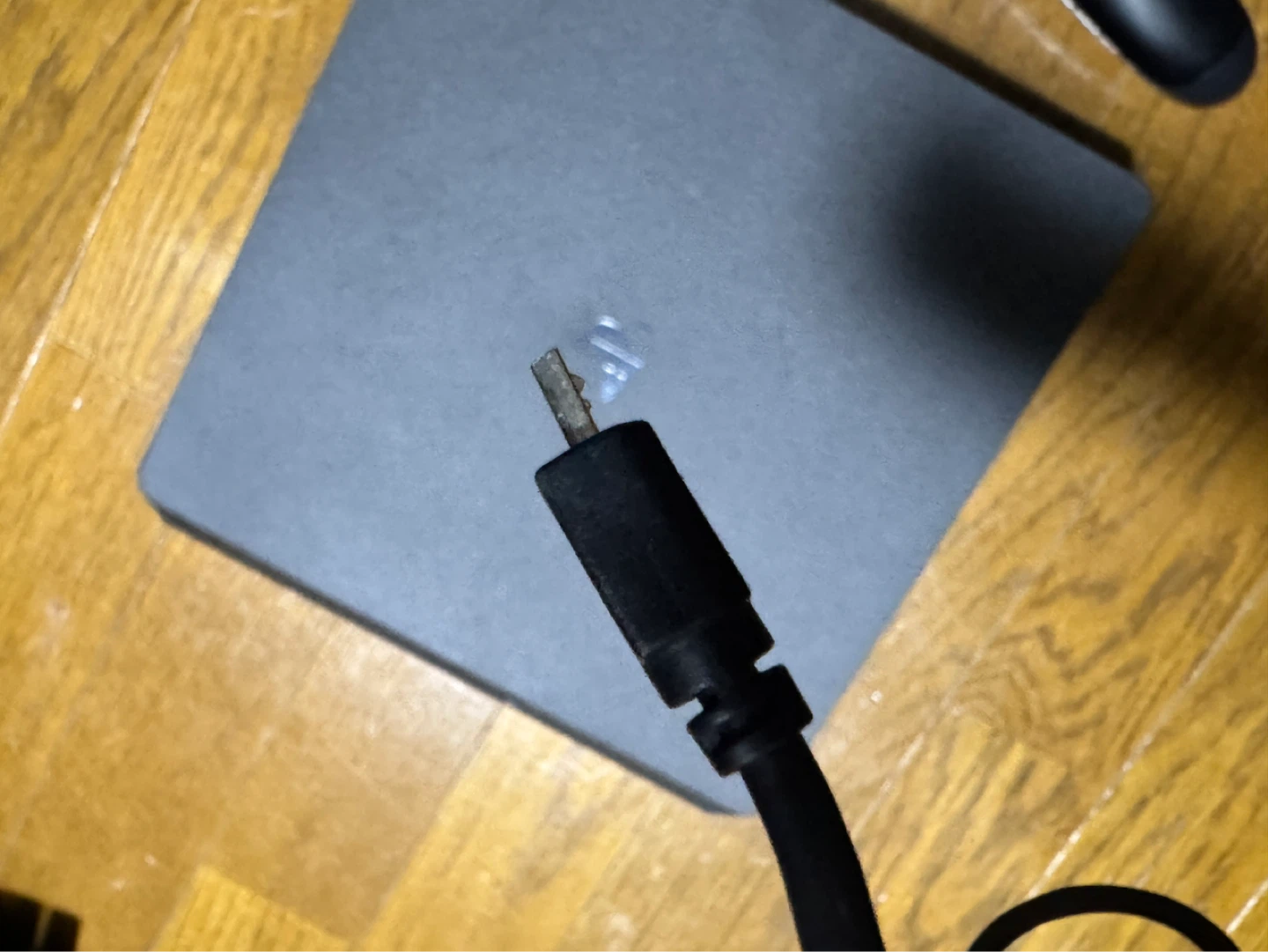 【箱あり】PS4 500GB CUH-2200A Jet Black 背面ボタン付きの写真6枚目