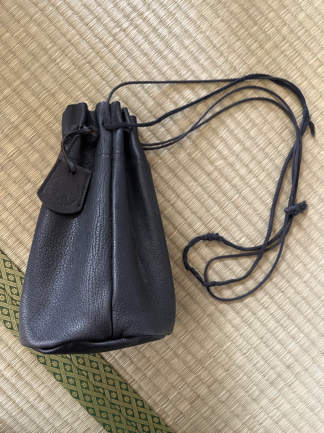 REN巾着バッグ  レザー ブラック