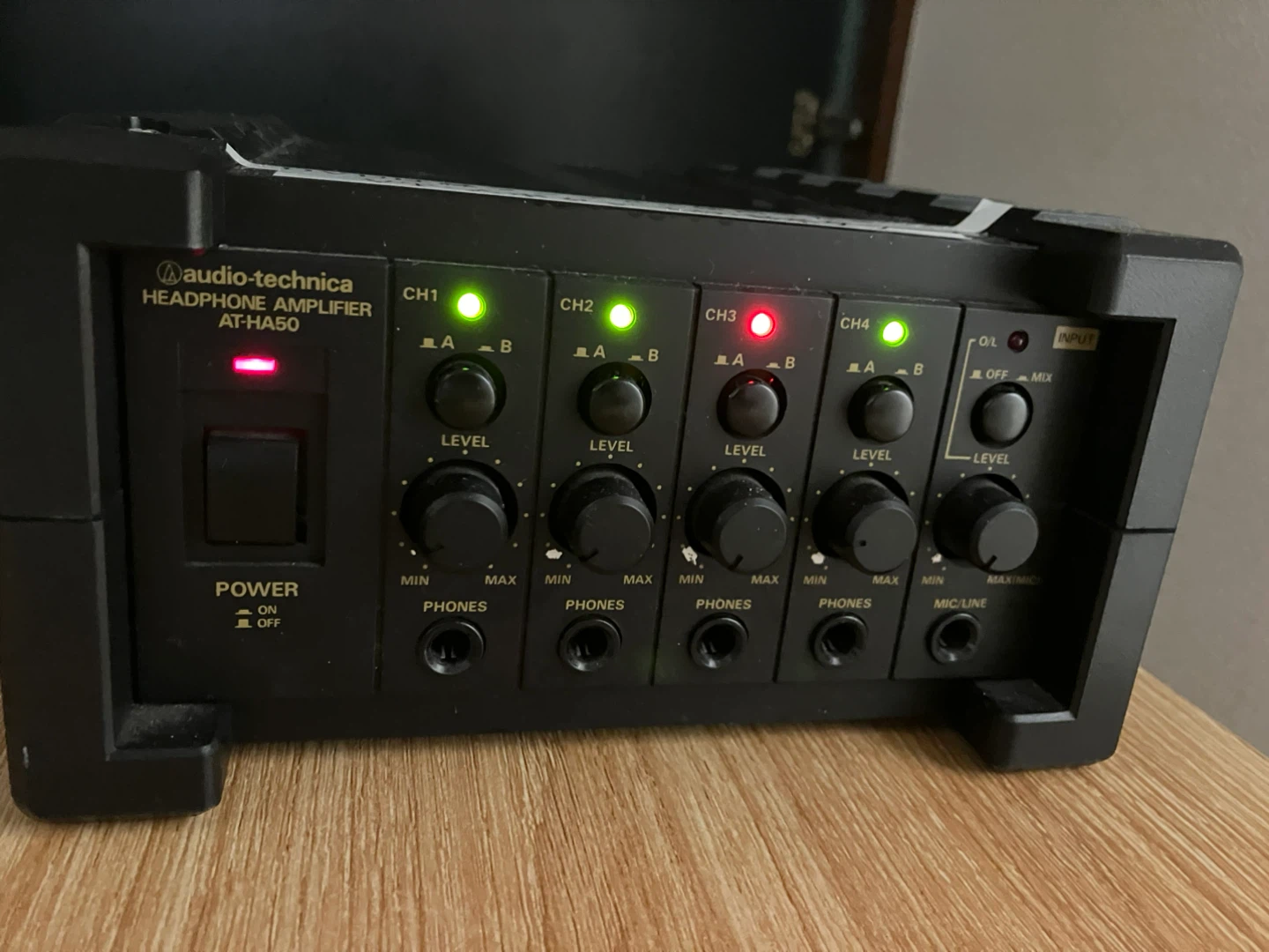 オーディオテクニカ ヘッドホンアンプ AT-HA50の写真3枚目