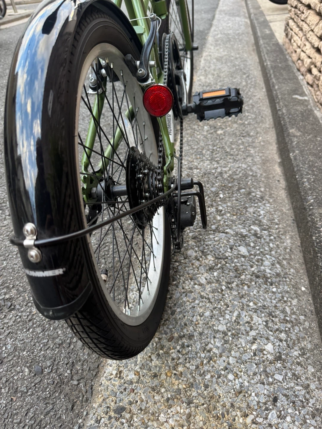 【美品】HUMMERの折りたたみ自転車の写真4枚目