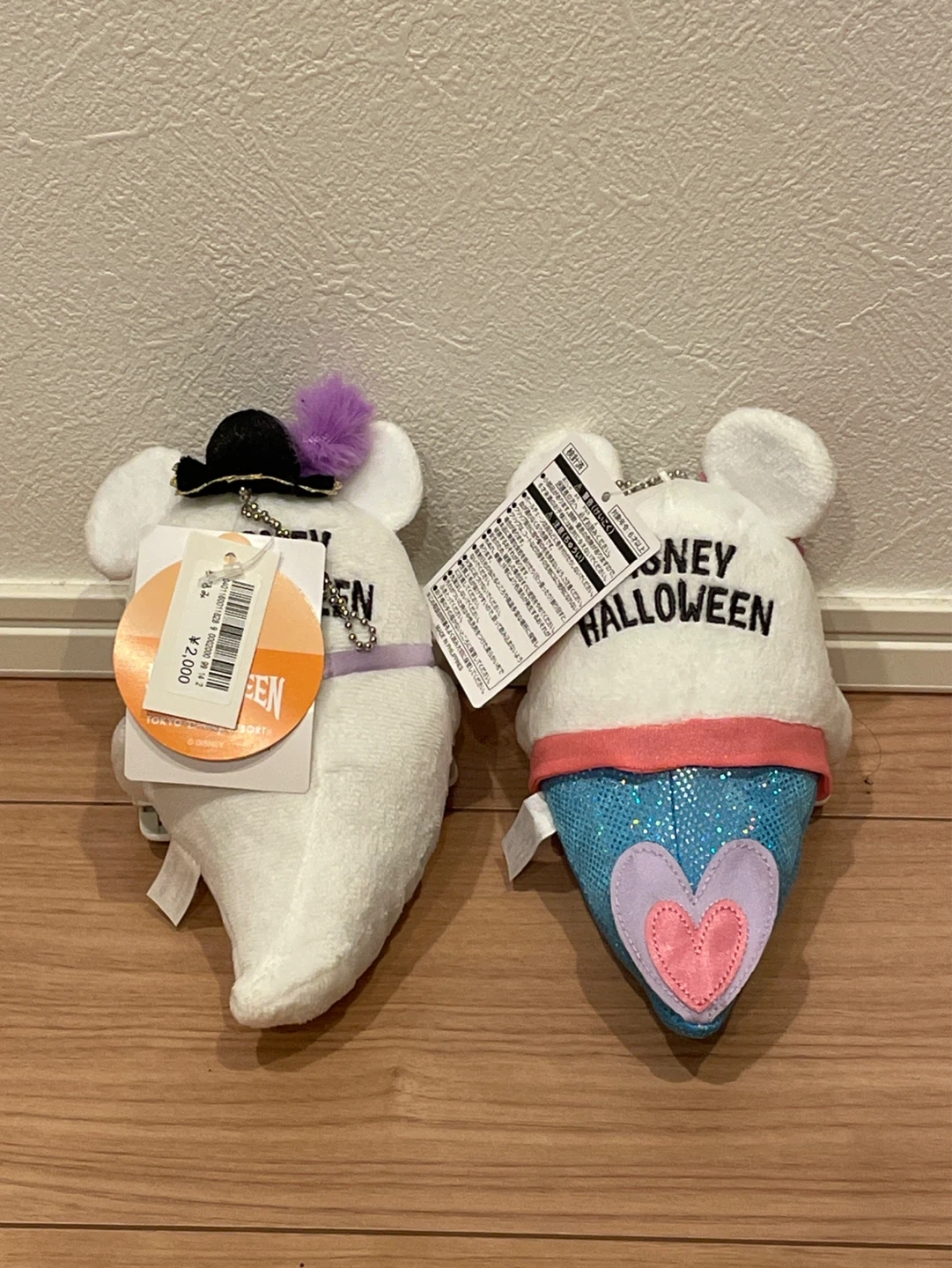 ディズニー ハロウィン ゴースト ぬいぐるみバッジ ペアの写真2枚目