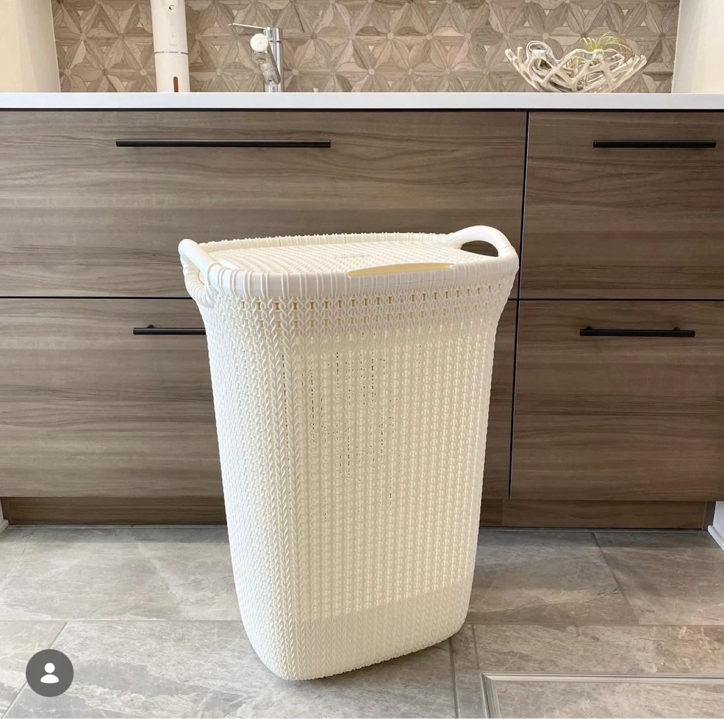 【 ランドリーバスケット 57L ホワイト