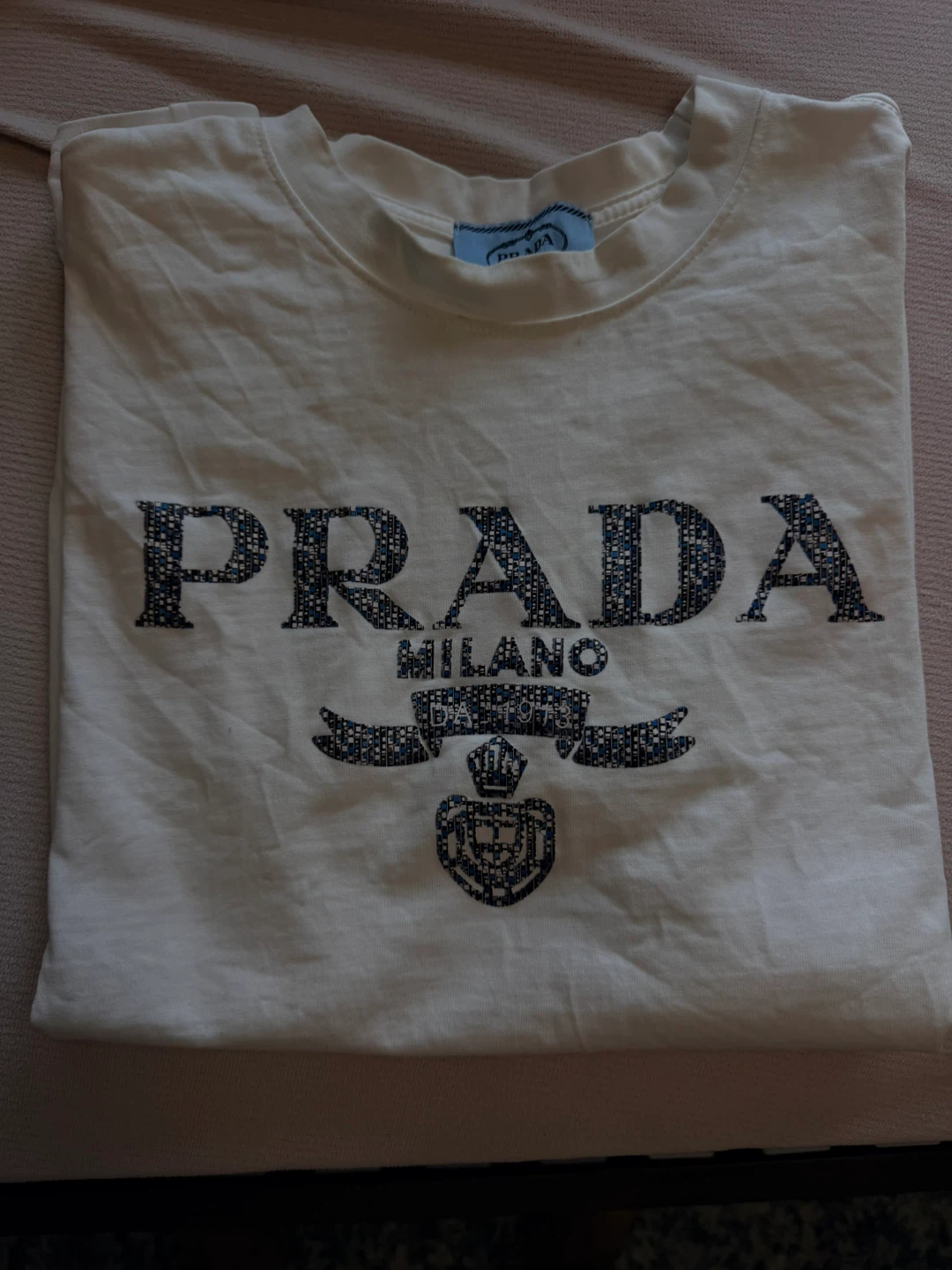 プラダ Tシャツ ホワイト