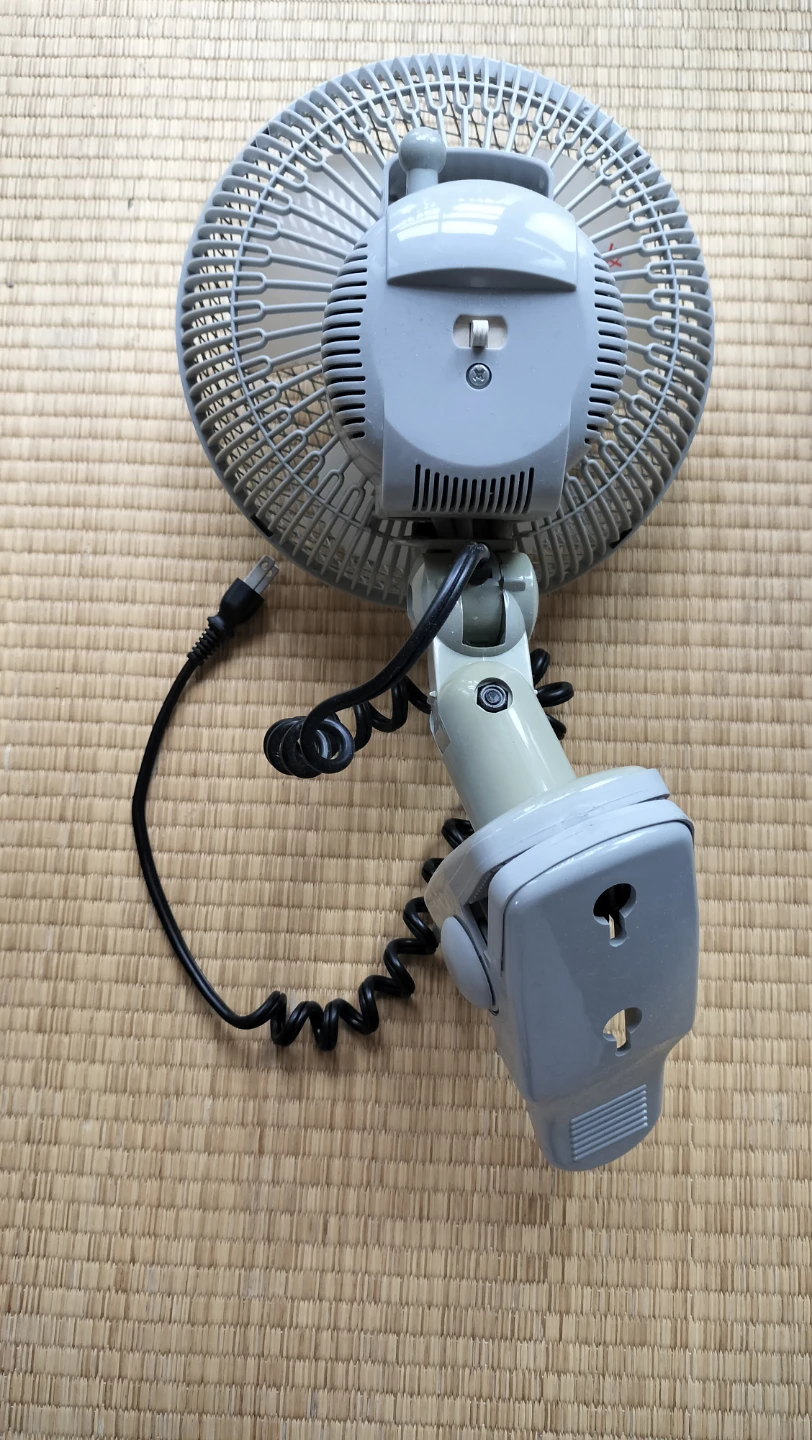テクノス 18cmクリップ扇風機の写真2枚目